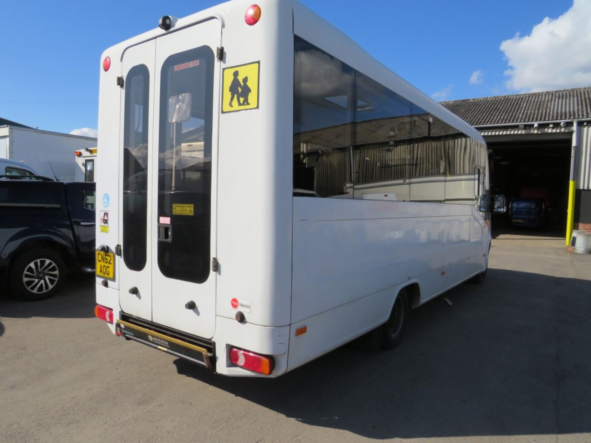 62 reg MERCEDES SPRINTER 513 CDI MINIBUS (DIRECT COUNCIL) 1ST REG 12/12, TEST 11/20, 59791M. V5 - Image 4 of 6