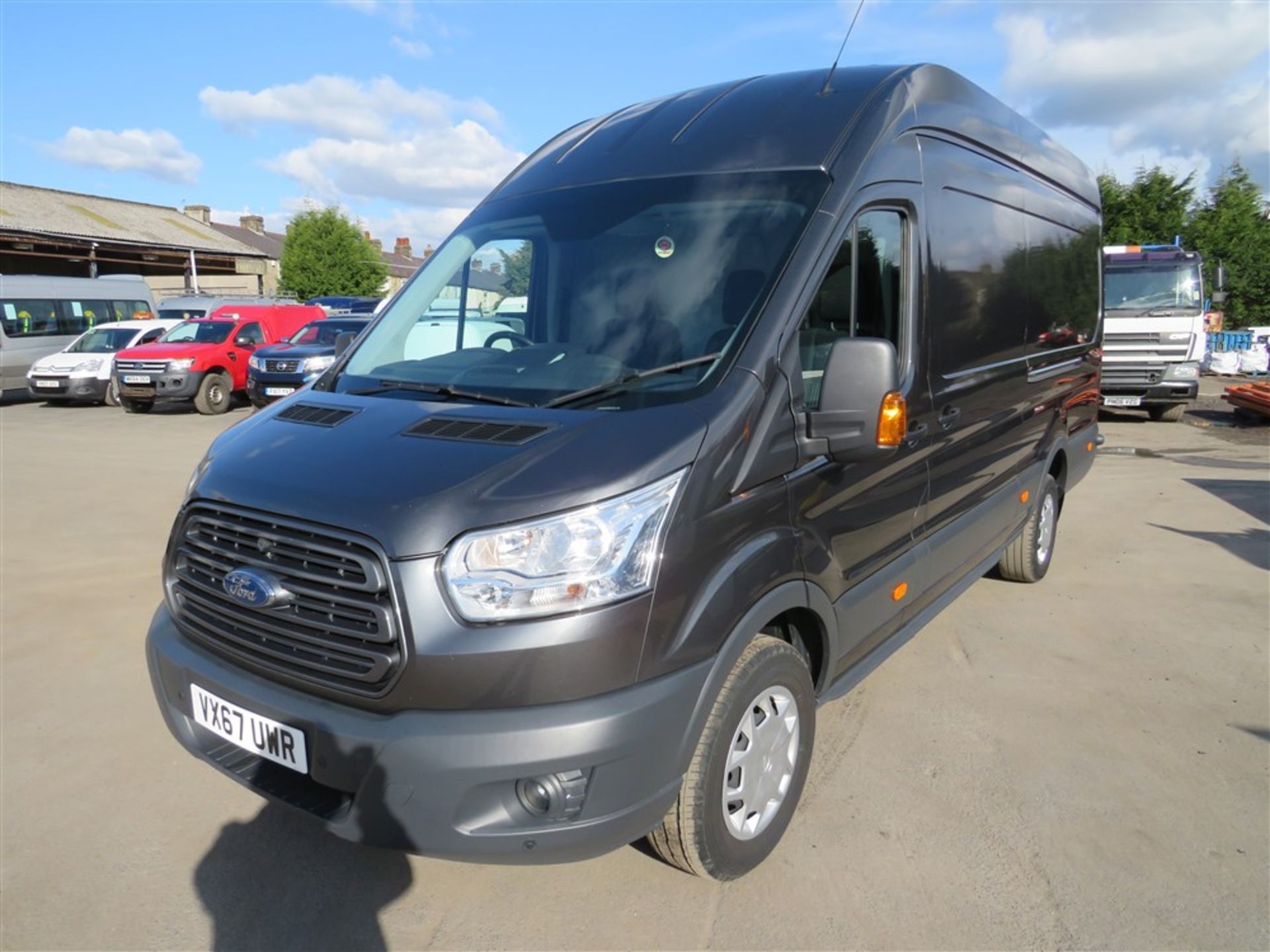 67 reg FORD TRANSIT 350 DIESEL VAN, 1ST REG 09/17, 91602M WARRANTED, V5 HERE, 1 OWNER FROM NEW [+ - Image 2 of 6