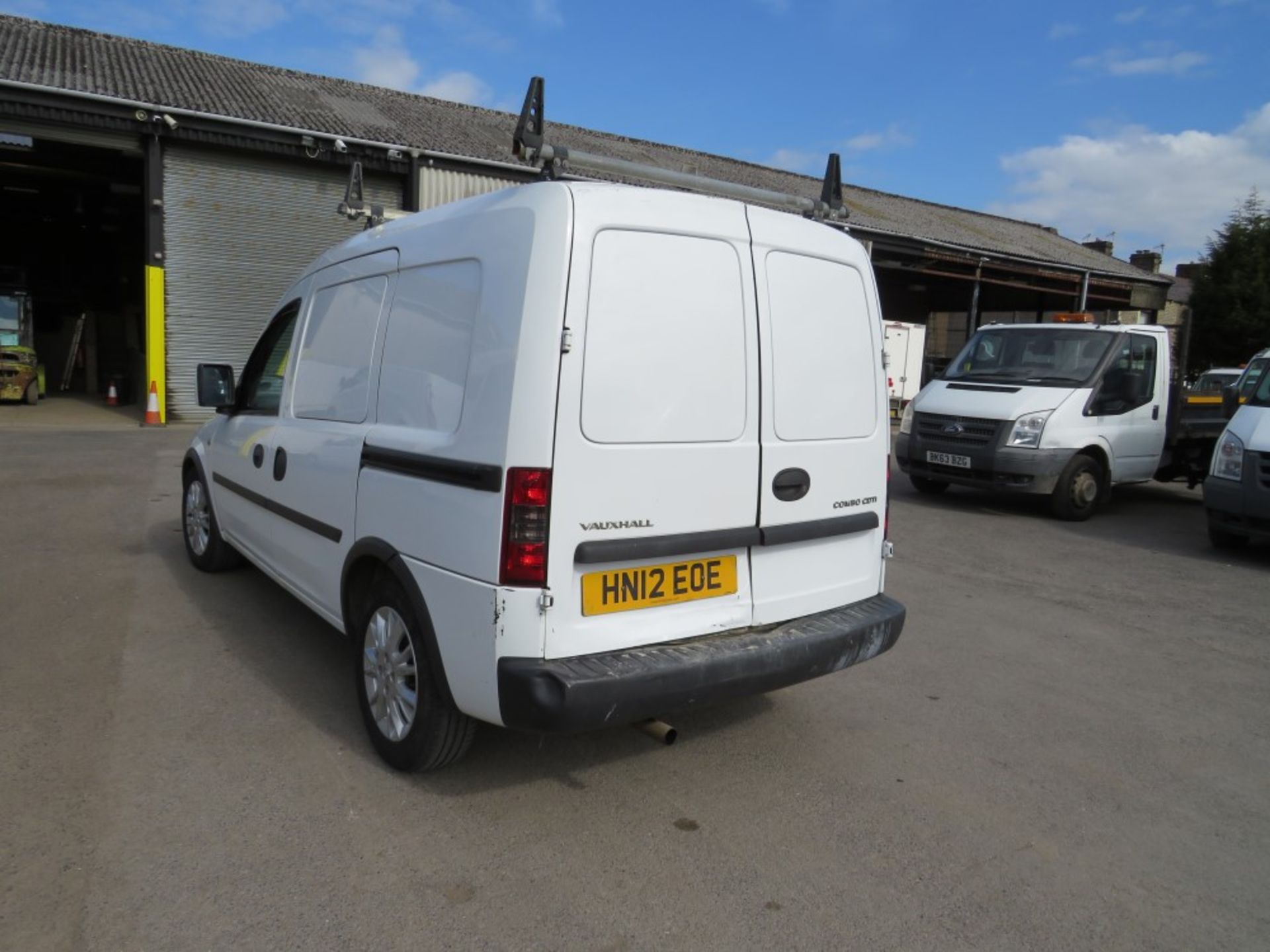 12 reg VAUXHALL COMBO 1700 CDTI, 1ST REG 04/12, 123728M, V5 HERE, 3 FORMER KEEPERS [NO VAT] - Image 3 of 6