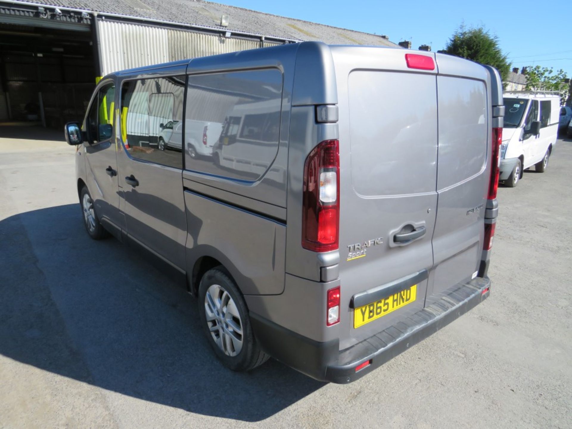 65 reg RENAULT TRAFIC SL27 SPORT DCI, 1ST REG 11/15, TEST 11/20, 48684M WARRANTED, V5 HERE, 1 FORMER - Image 3 of 7