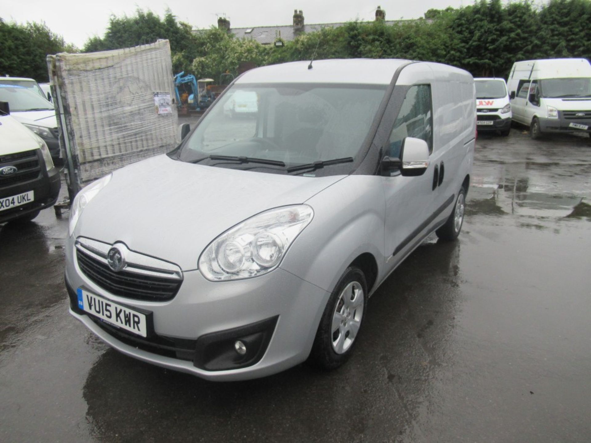 15 reg VAUXHALL COMBO 2000 CDTI S/S SPORT, 1ST REG 07/15, 109114M WARRANTED, V5 HERE, 1 OWNER FROM - Image 2 of 6