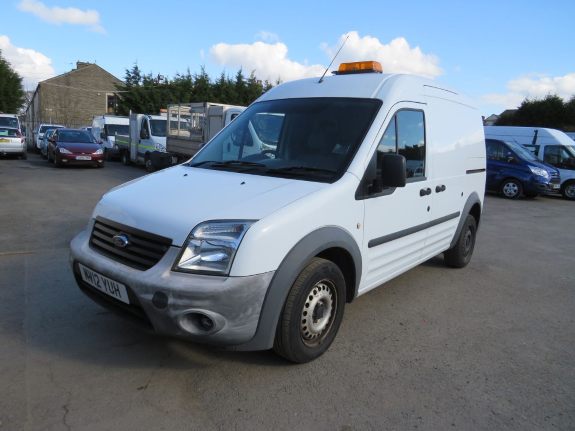 12 reg FORD TRANSIT CONNECT 90 T230 (DIRECT COUNCIL) 1ST REG 03/12, TEST 02/21, 30640M, V5 HERE, 1 - Image 2 of 6