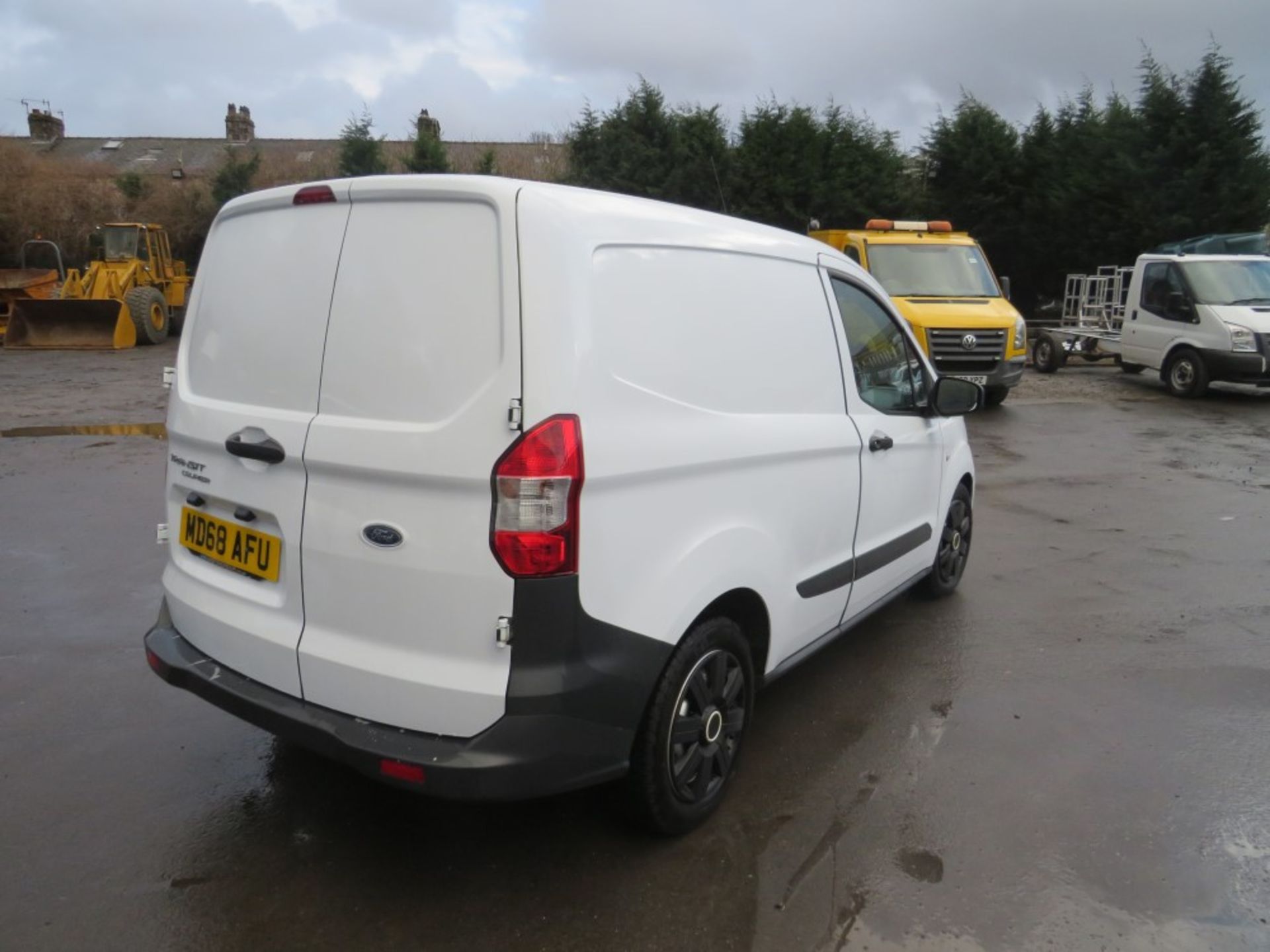 68 reg FORD TRANSIT COURIER BASE TDCI, 1ST REG 01/19, 17353M, V5 HERE, 1 OWNER FROM NEW [NO VAT] - Image 4 of 6