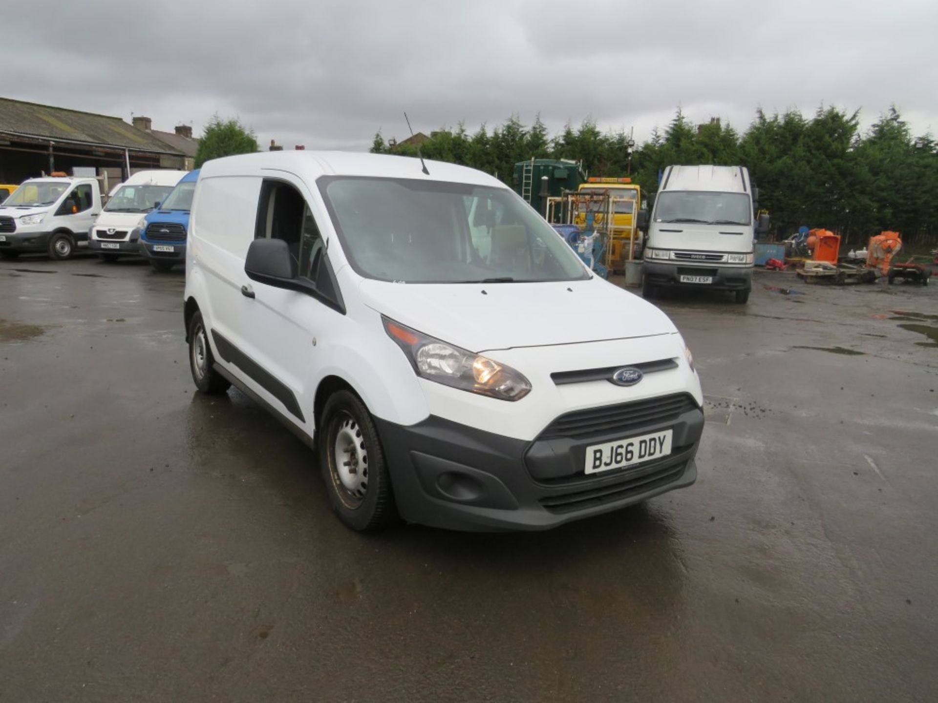 66 reg FORD TRANSIT CONNECT 200, 1ST REG 10/16, TEST 10/20, 74041M WARRANTED, V5 HERE, 1 OWNER