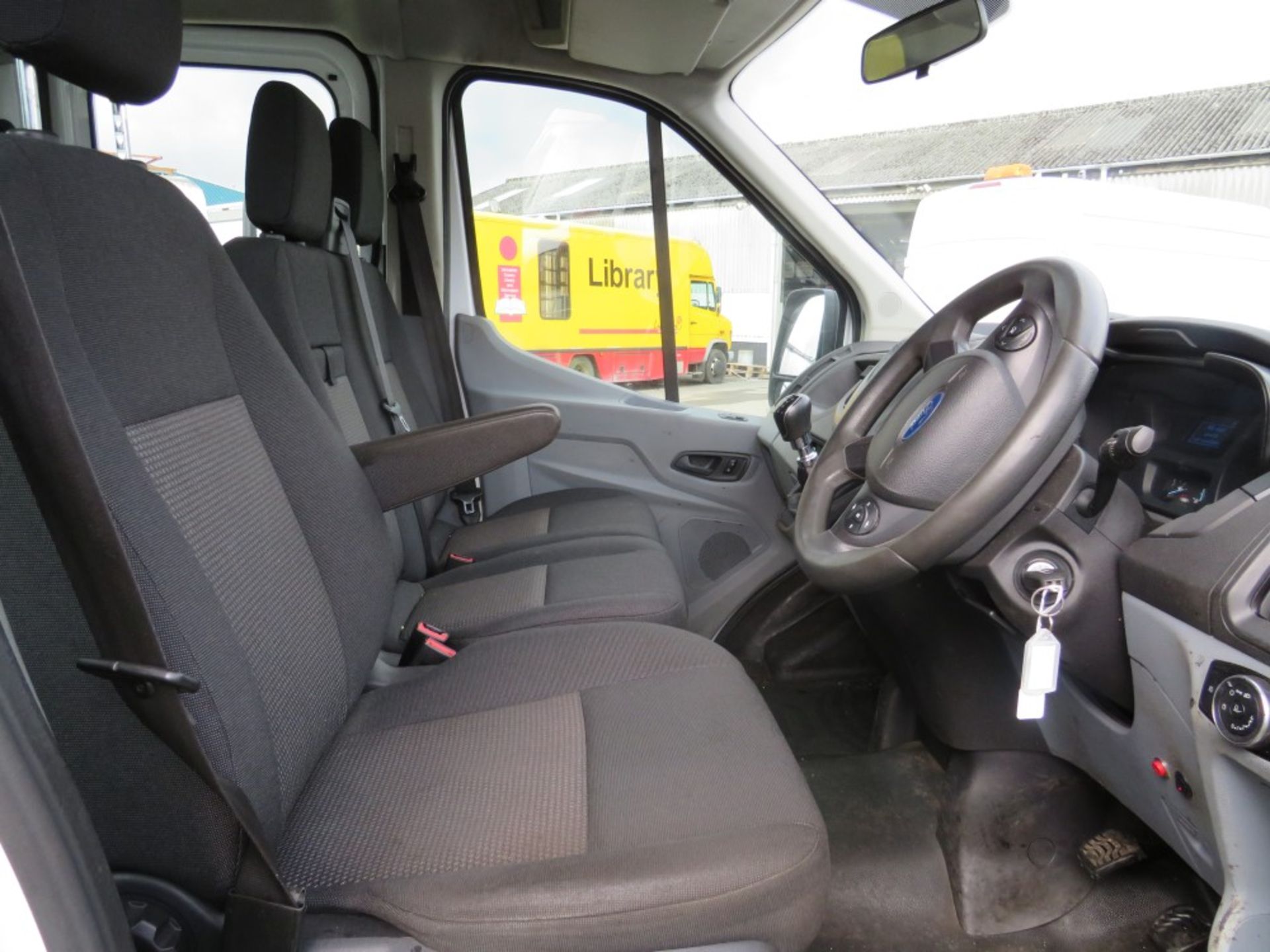 65 reg FORD TRANSIT 350 D/C DROPSIDE, 1ST REG 09/15, TEST 11/20, 102269M WARRANTED, V5 HERE, 1 OWNER - Image 6 of 6