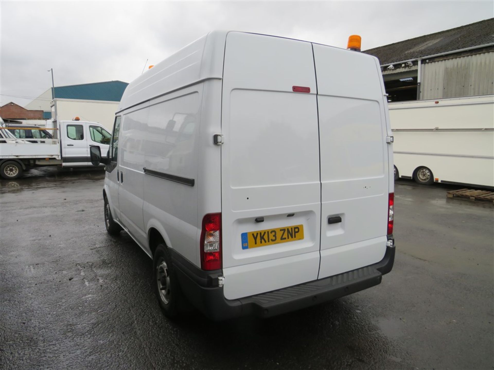 13 reg FORD TRANSIT 100 T280 FWD, 1ST REG 03/13, TEST 01/21, 82077M WARRANTED, V5 HERE, 1 OWNER FROM - Image 3 of 6