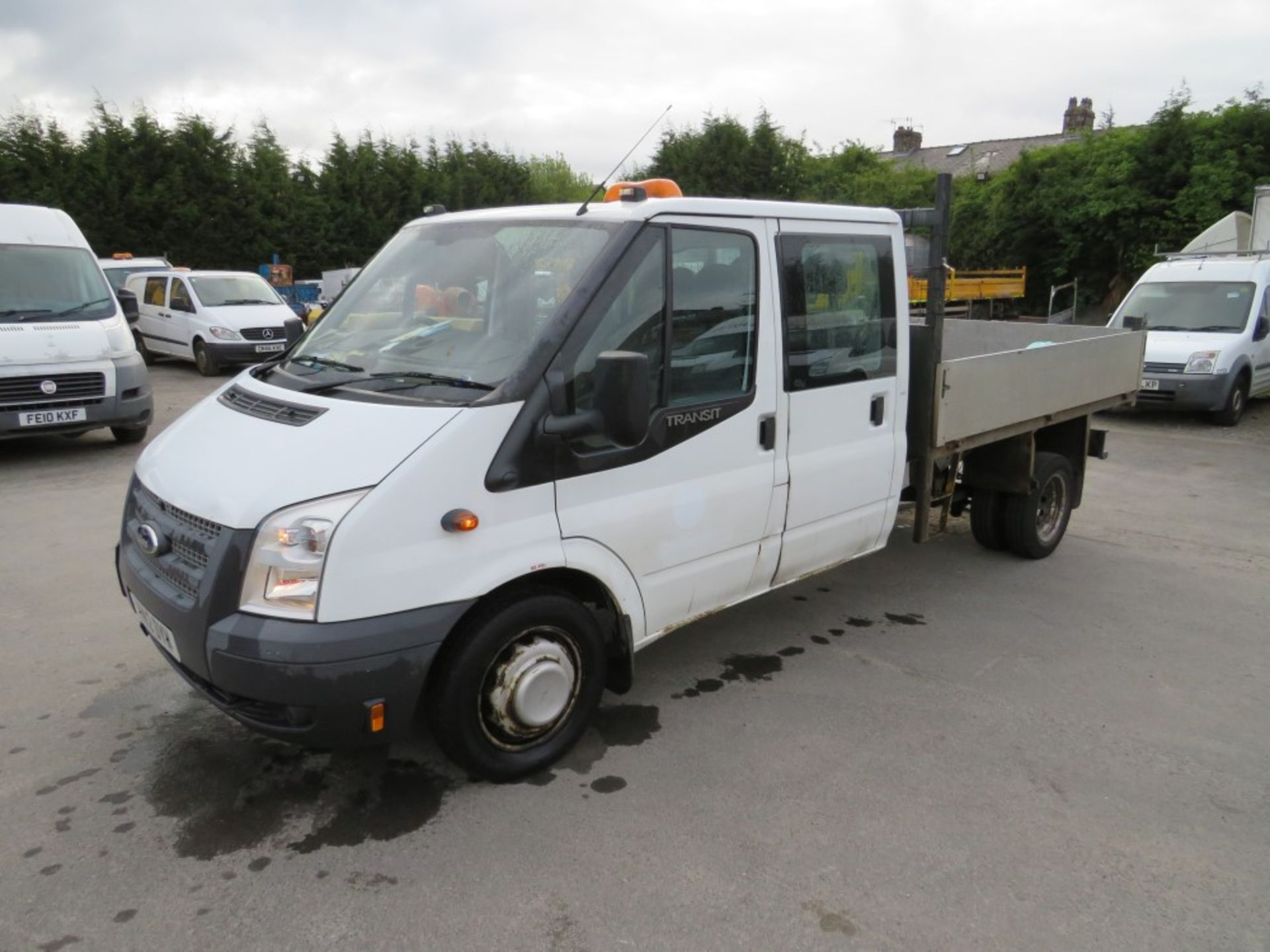 12 reg FORD TRANSIT 100 T350 DOUBLE CAB TIPPER (DIRECT COUNCIL) 1ST REG 08/12, TEST 07/20, 40846M, - Image 2 of 6