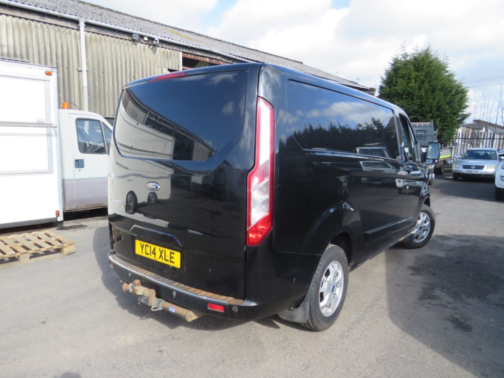 14 reg FORD TRANSIT CUSTOM 270 LTD E-TECH, 1ST REG 04/14, TEST 04/20, 172260M WARRANTED, V5 HERE, - Image 4 of 6