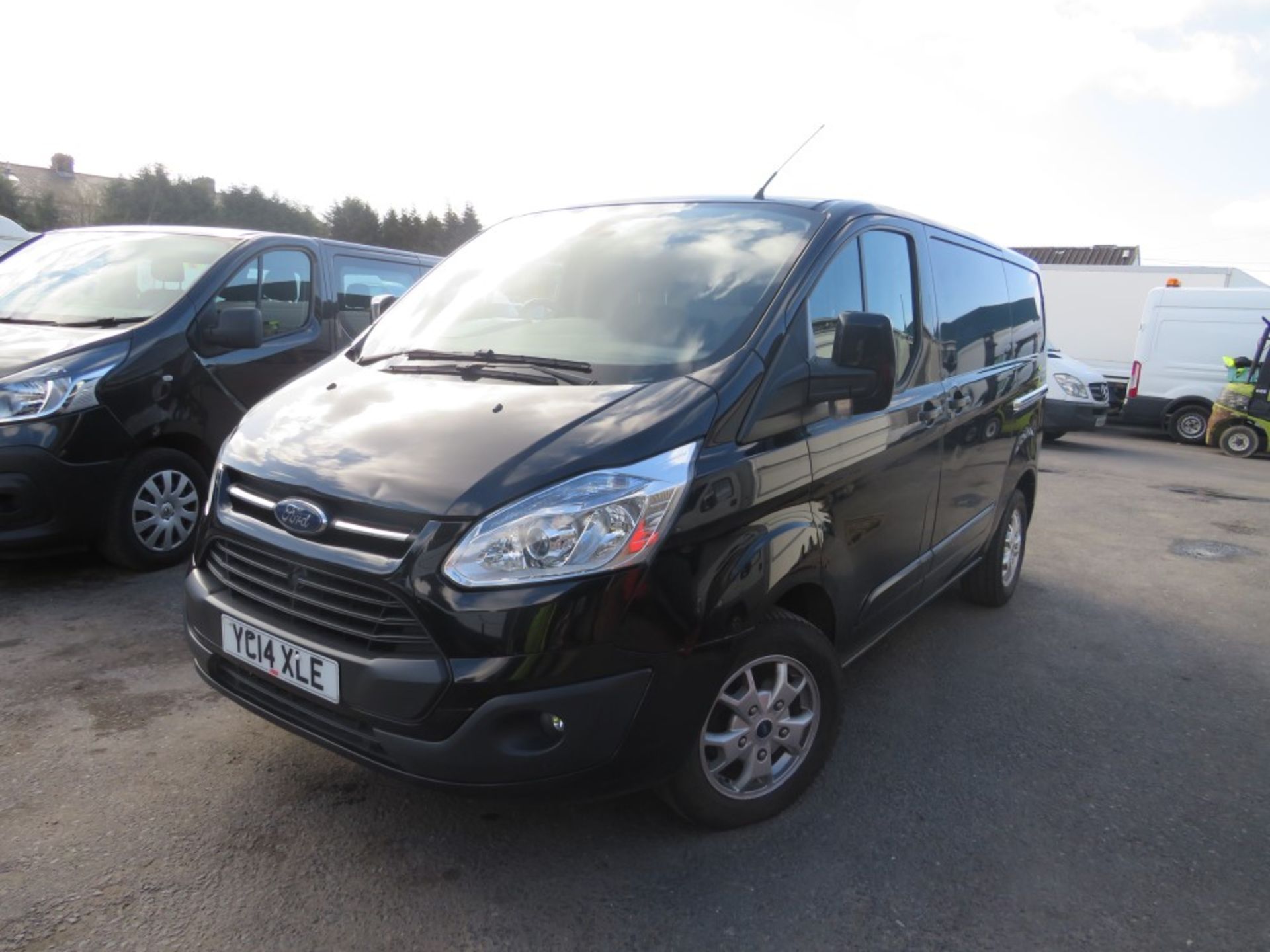 14 reg FORD TRANSIT CUSTOM 270 LTD E-TECH, 1ST REG 04/14, TEST 04/20, 172260M WARRANTED, V5 HERE, - Image 2 of 6