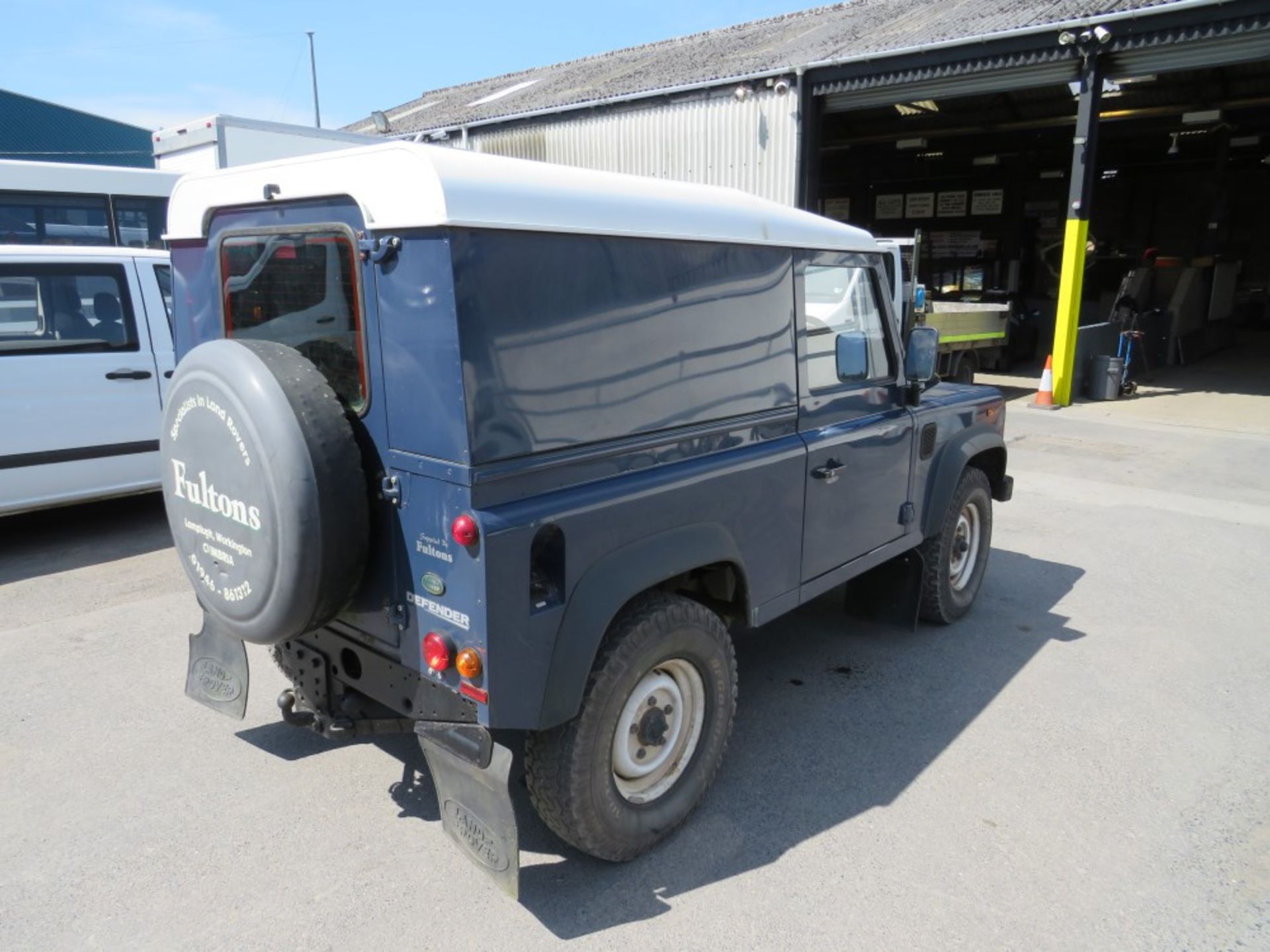 61 reg LAND ROVER DEFENDER 90 HARD TOP 2.4 TDCI, 1ST REG 09/11, TEST 11/20, 34737M WARRANTED, V5 - Image 4 of 5