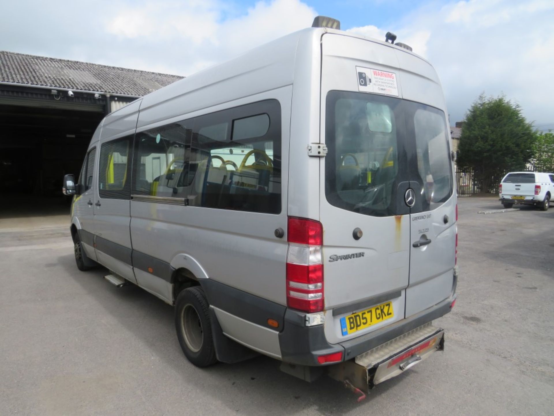 57 reg MERCEDES SPRINTER MINIBUS (DIRECT) 1ST REG 12/07, TEST 08/20, 581337KM, V5 HERE, 1 OWNER FROM - Image 3 of 6