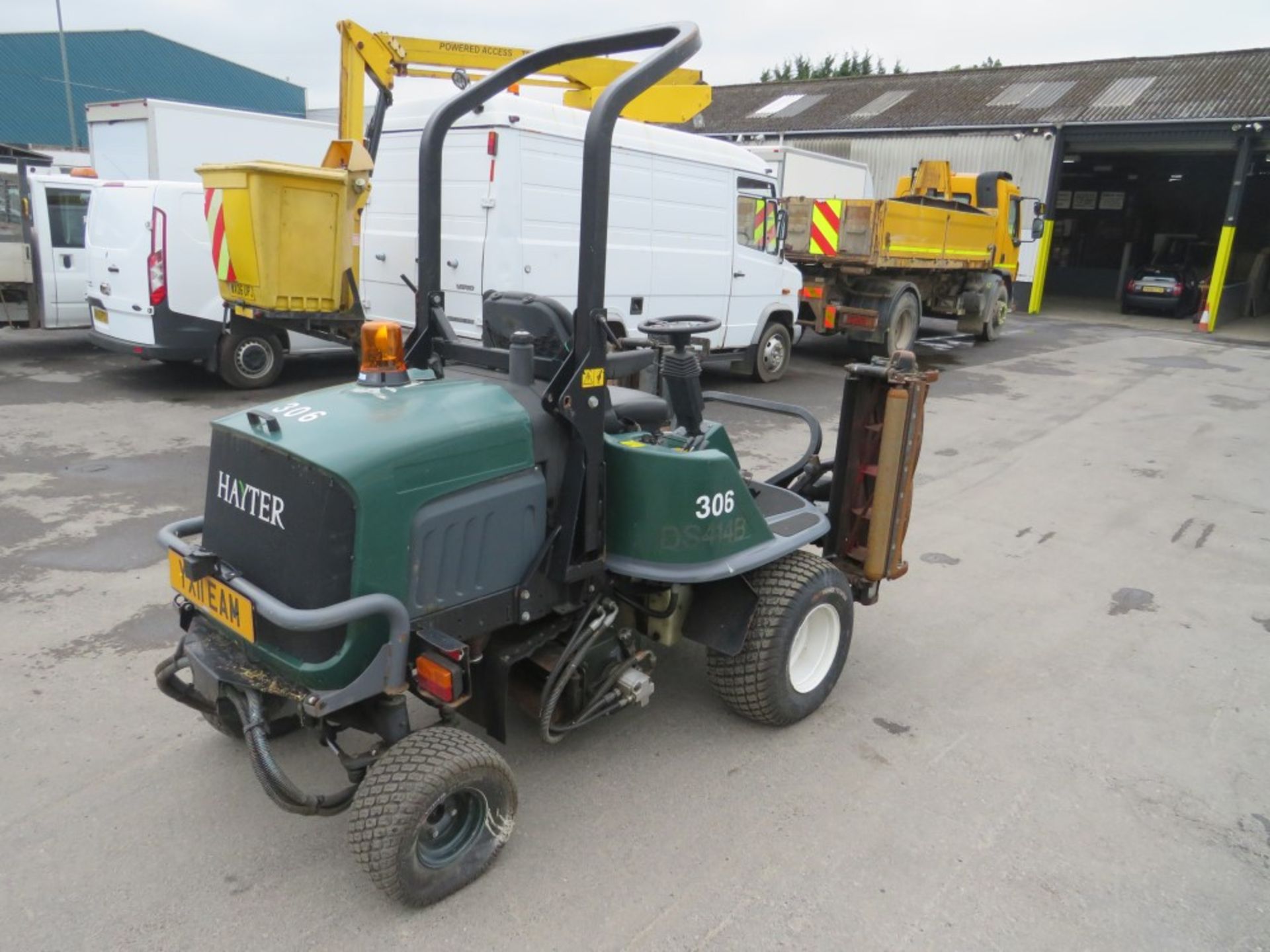 11 reg HAYTER LT RIDE ON MOWER (DIRECT COUNCIL) 1ST REG 05/11, 1524 HOURS, V5 HERE, 1 OWNER FROM NEW - Image 3 of 3