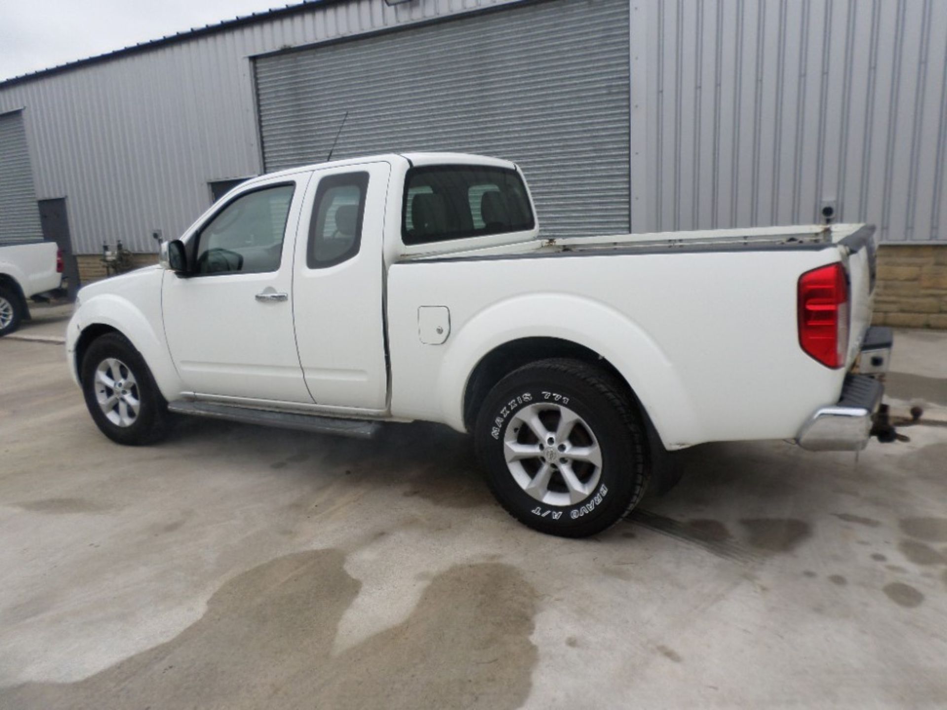 11 reg NISSAN NAVARA 2.5 DCI 188 ACENTA KING CAB PICKUP (LOCATION SHEFFIELD) 1ST REG 03/11, 188287M, - Bild 4 aus 7