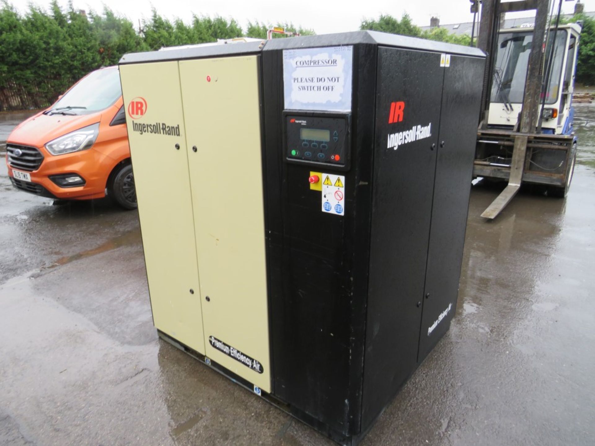 2004 INGERSOLL RAND NIRVANA N37 COMPRESSOR [NO VAT]