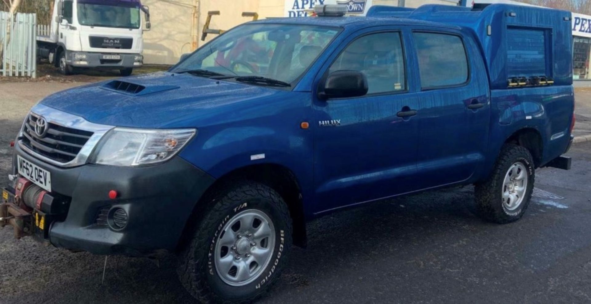 62 reg TOYOTA HILUX HL2 D-4D 4 X 4 DCB (LOCATION DUMFRIES) 1ST REG 12/12, TEST 12/20 [+ VAT] - Image 2 of 5