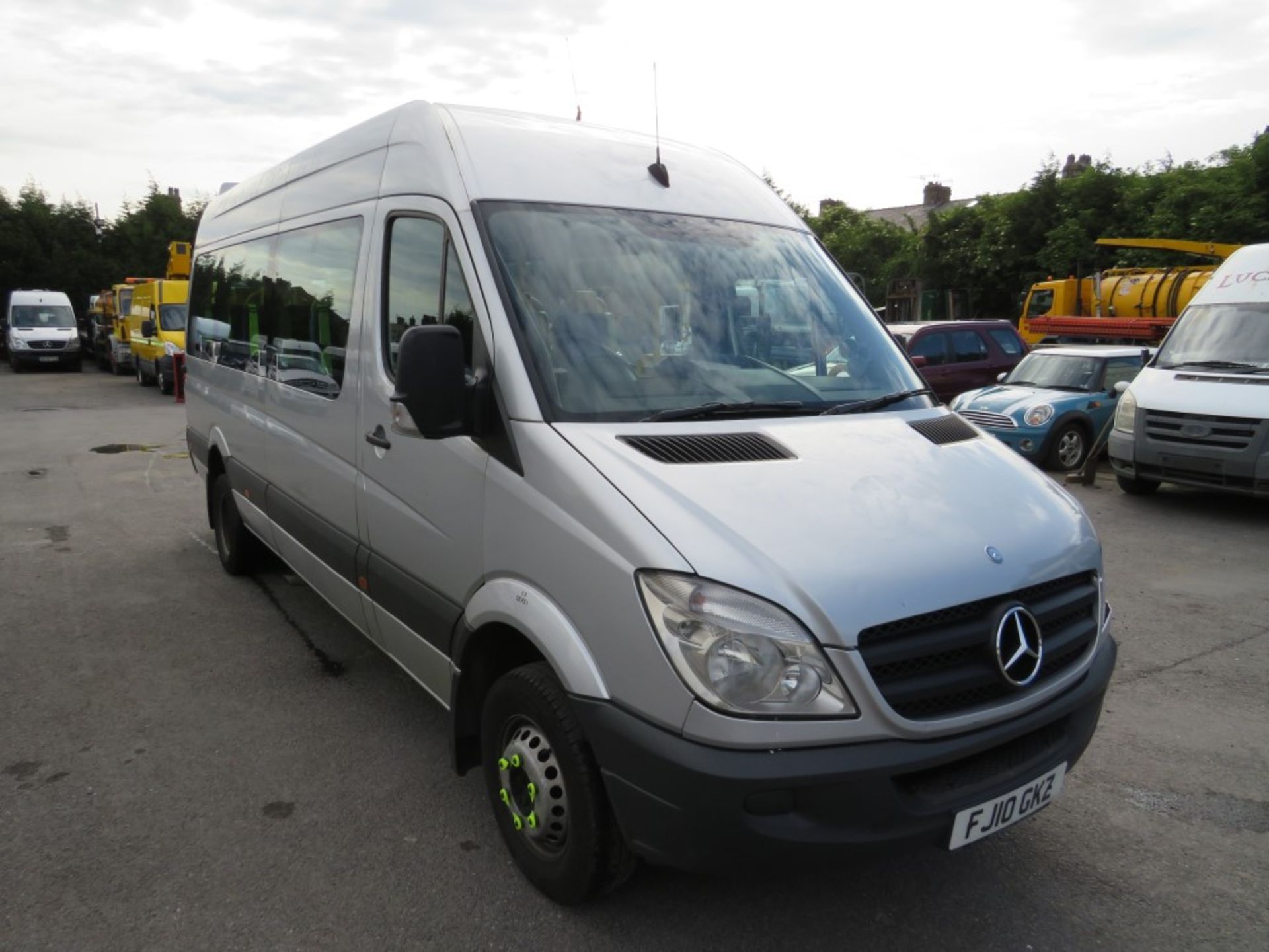 10 reg MERCEDES SPRINTER 513 CDI MINIBUS, 1ST REG 04/10, TEST 10/20, 512357KM, V5 HERE, 1 OWNER FROM