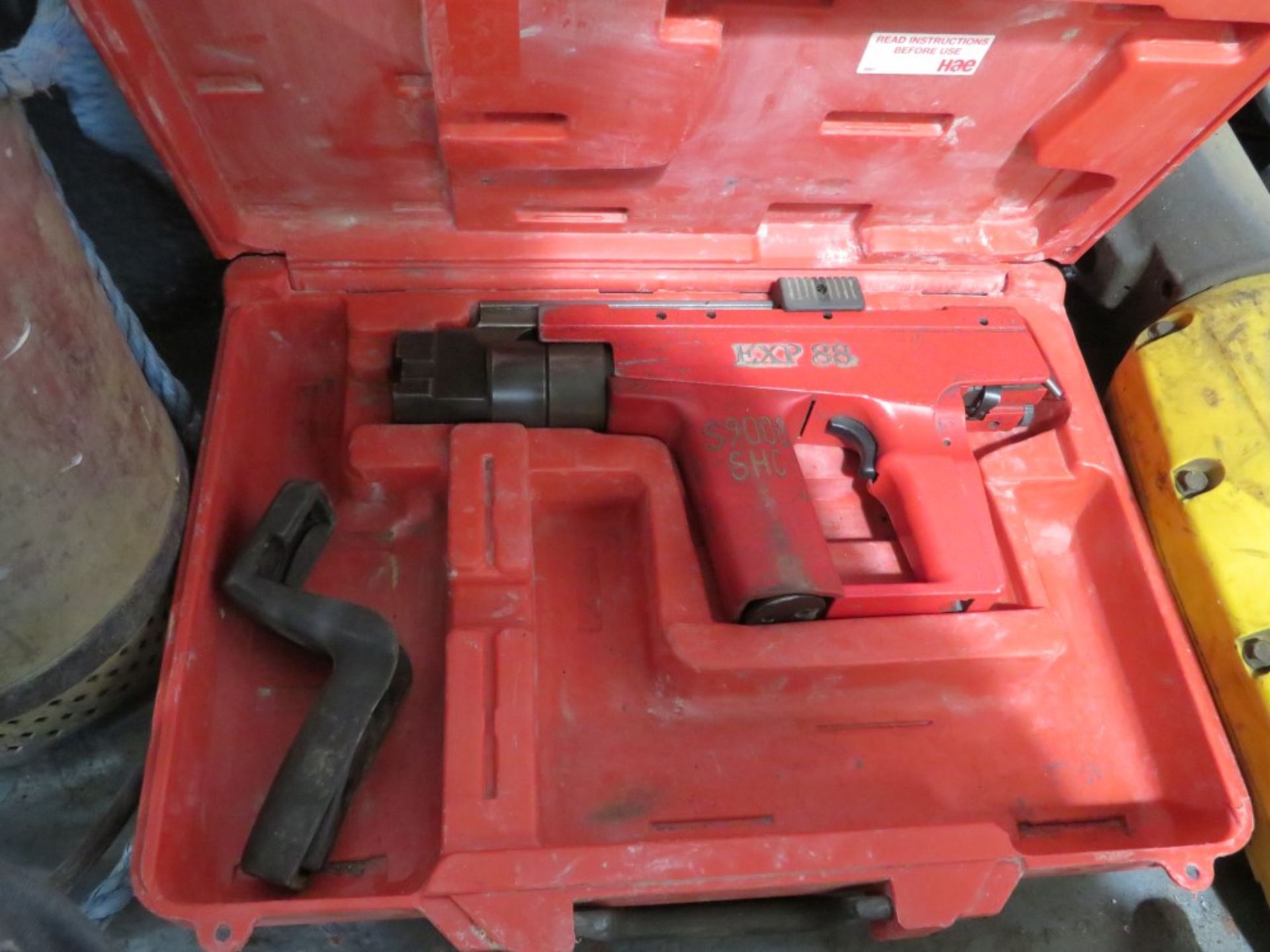 CARTRIDGE NAIL GUN [+ VAT]