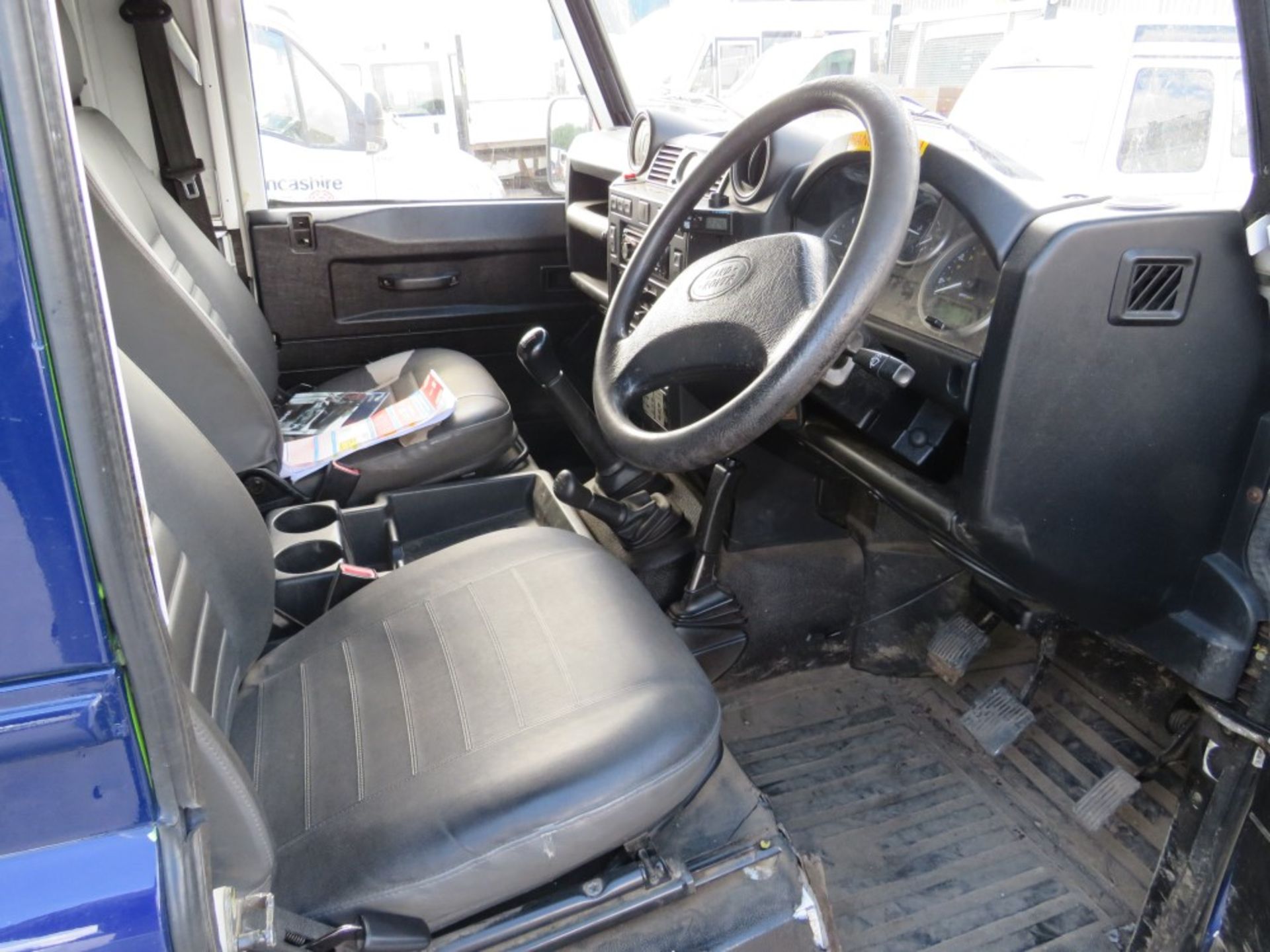 61 reg LAND ROVER DEFENDER 110 HARD TOP TD, 1ST REG 10/11, TEST 06/21, 95645M WARRANTED, V5 HERE, - Image 6 of 6