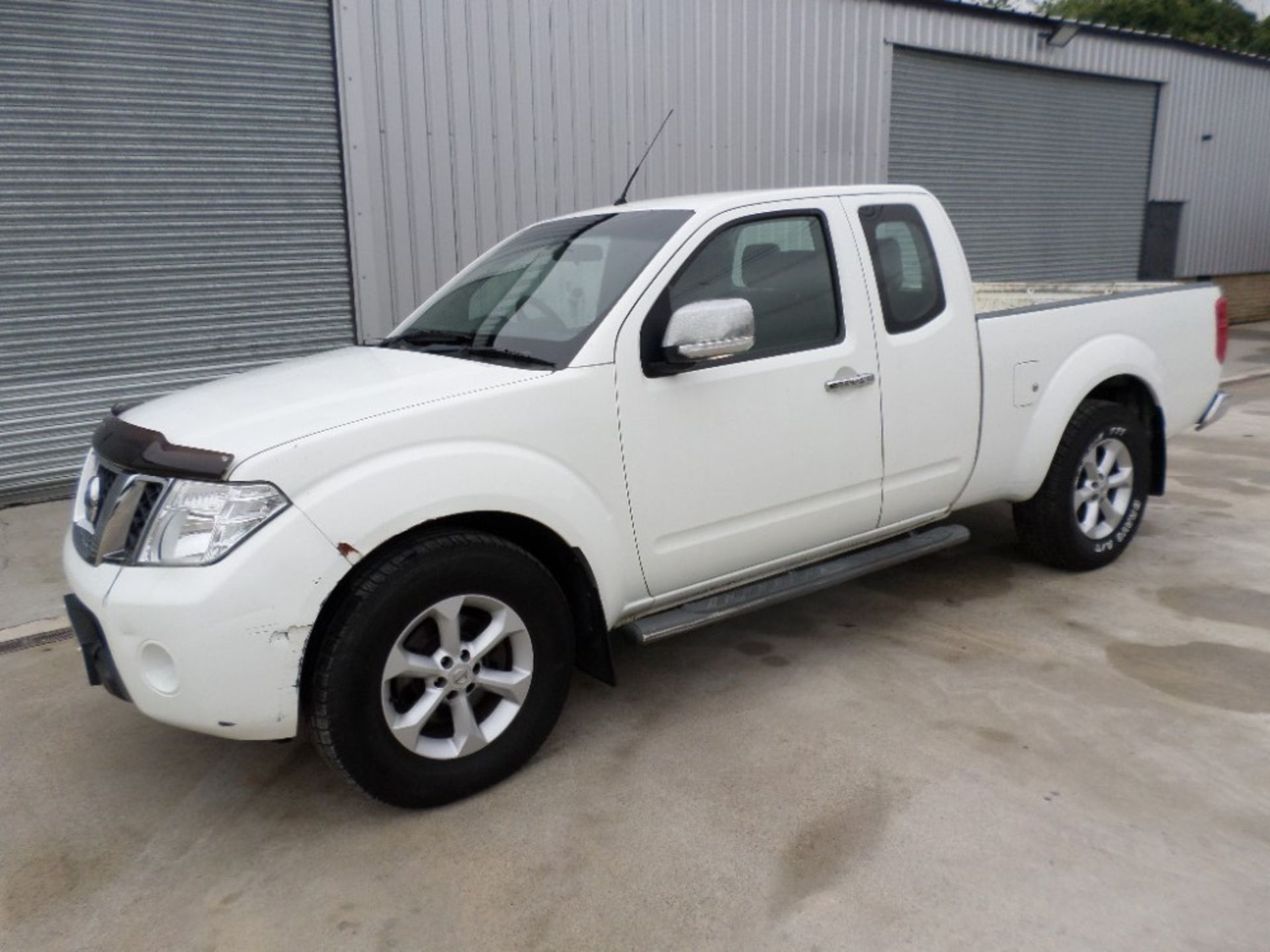 11 reg NISSAN NAVARA 2.5 DCI 188 ACENTA KING CAB PICKUP (LOCATION SHEFFIELD) 1ST REG 03/11, 188287M, - Image 2 of 7