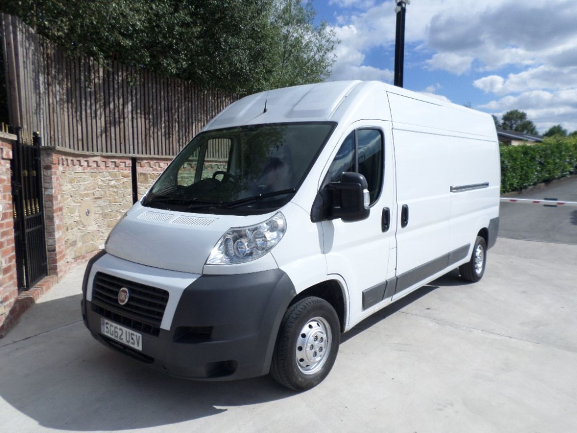 62 reg FIAT DUCATO 35 MULTIJET LWB (LOCATION SHEFFIELD) 1ST REG 11/12, 123988M, V5 HERE [+ VAT] - Image 2 of 5