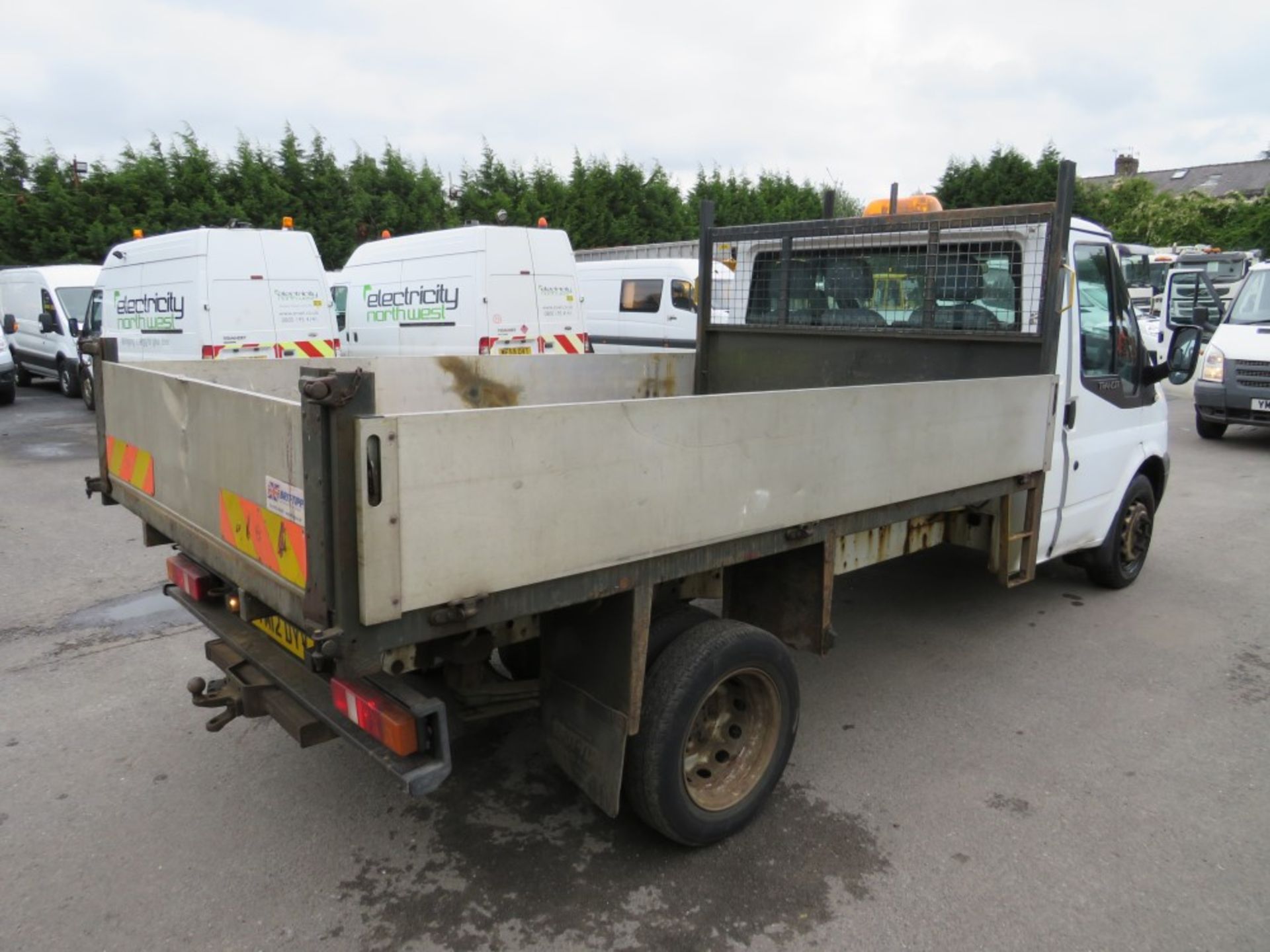 12 reg FORD TRANSIT 100 T350 RWD TIPPER (DIRECT COUNCIL) 1ST REG 08/12, TEST 08/20, 90987M, V5 HERE, - Image 4 of 6