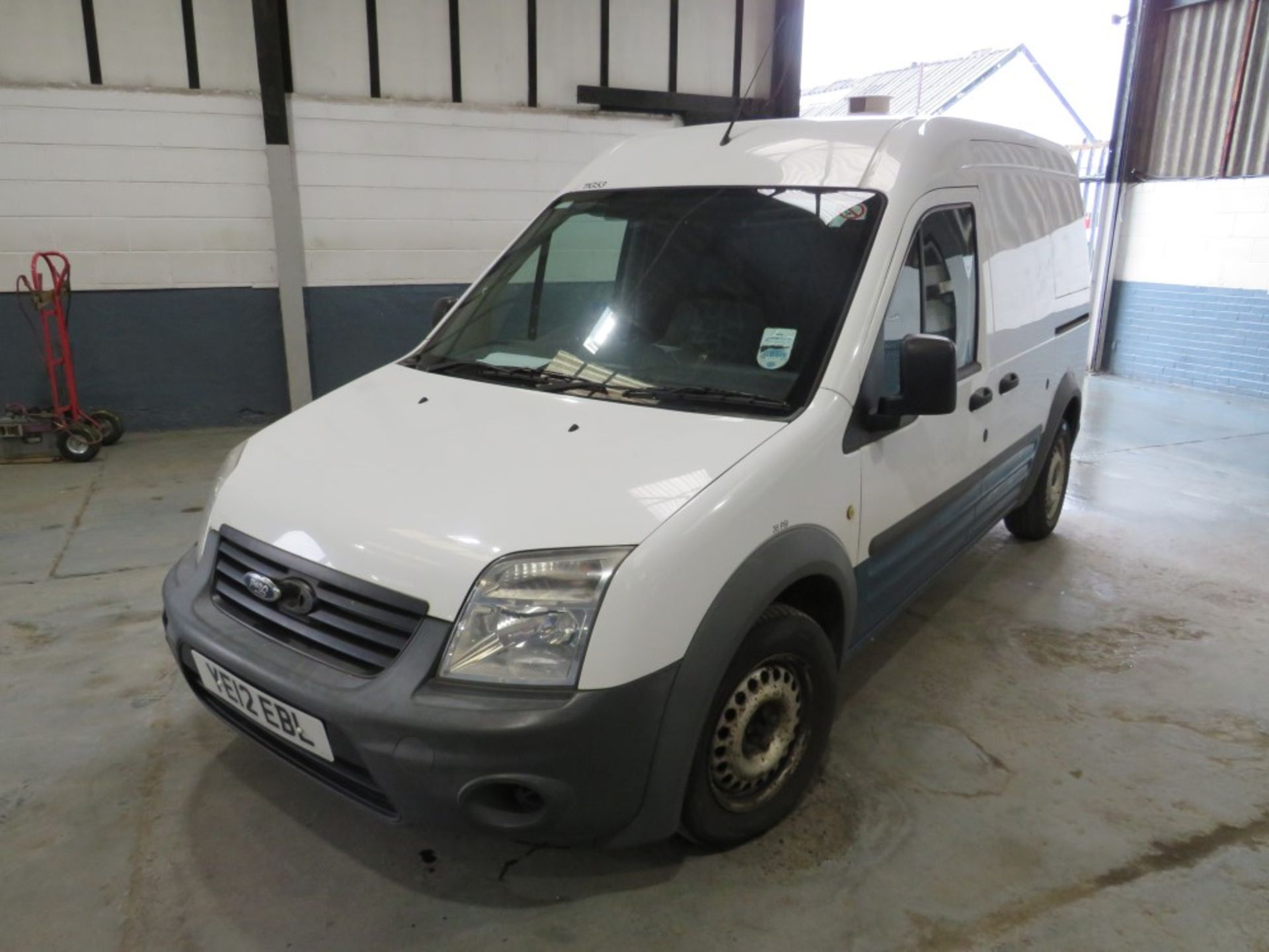 12 reg FORD TRANSIT CONNECT 90 T230 (DIRECT UNITED UTILITIES WATER) 1ST REG 06/12, TEST 02/21, V5 - Image 2 of 6