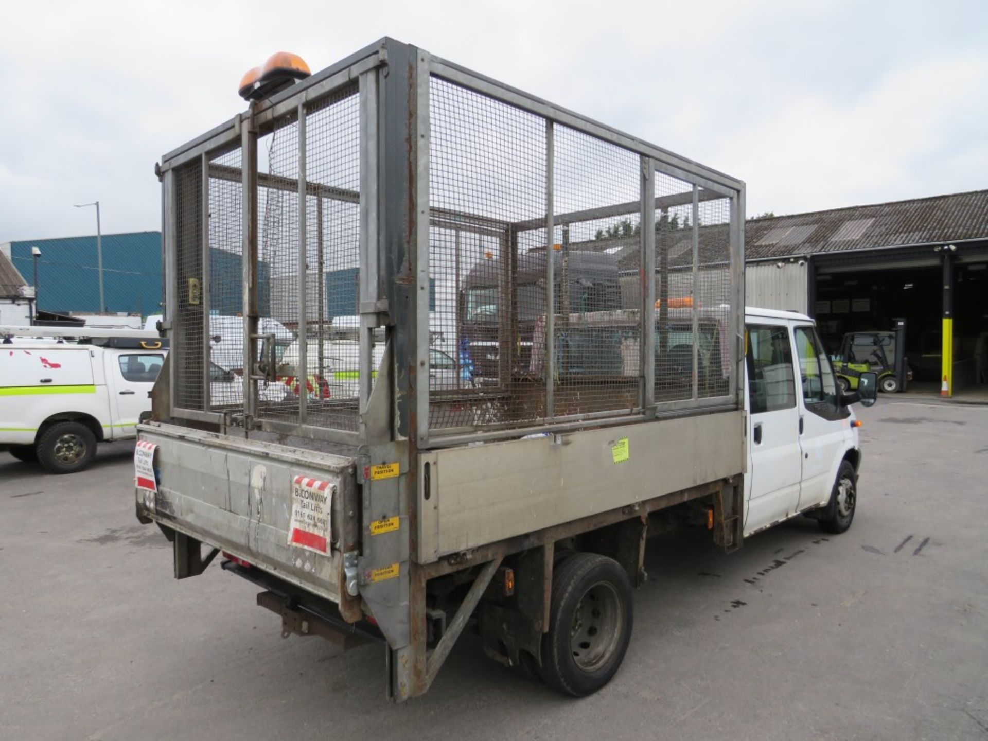 12 reg FORD TRANSIT 100 T350 RWD TIPPER (DIRECT COUNCIL) 1ST REG 08/12, TEST 08/20, 155145M, V5 - Image 4 of 6