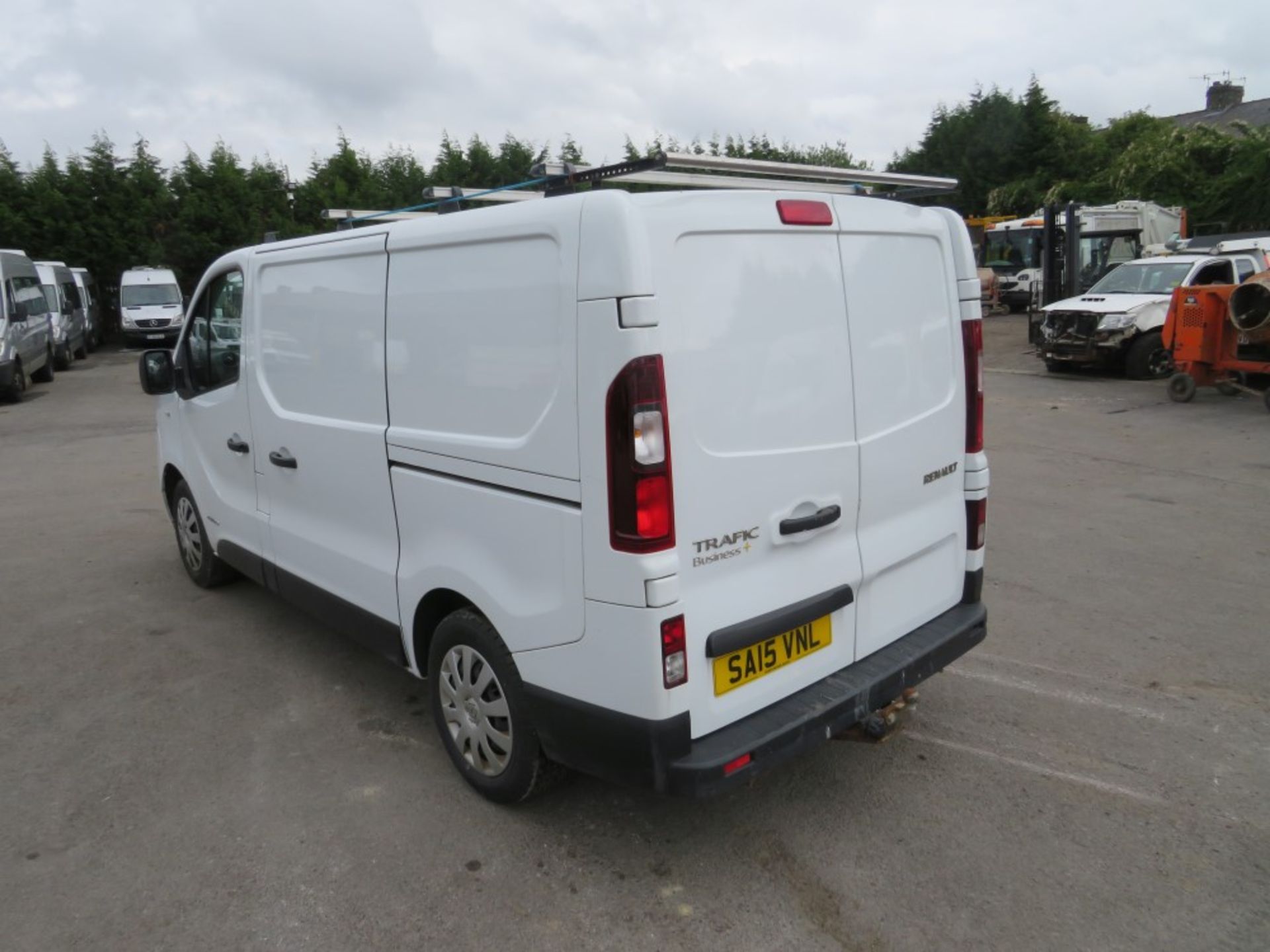 15 reg RENAULT TRAFIC SL27 BUSINESS+ DCI, 1ST REG 03/15, TEST 06/21, 97378M, V5 HERE, 1 FORMER - Image 3 of 6