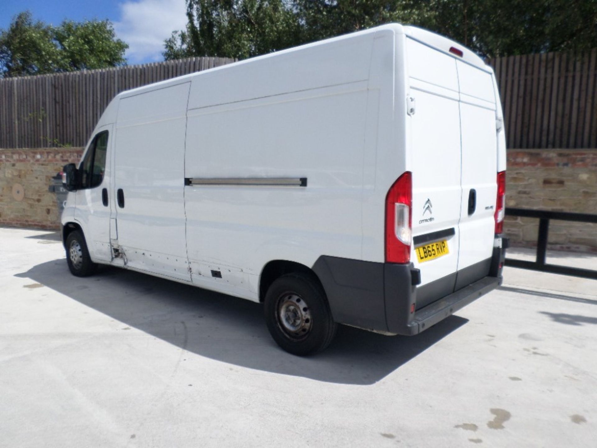 65 reg CITROEN RELAY 35 L3H2 ENTERPRISE HDI (LOCATION SHEFFIELD) 1ST REG 02/16 [+ VAT] - Image 3 of 6