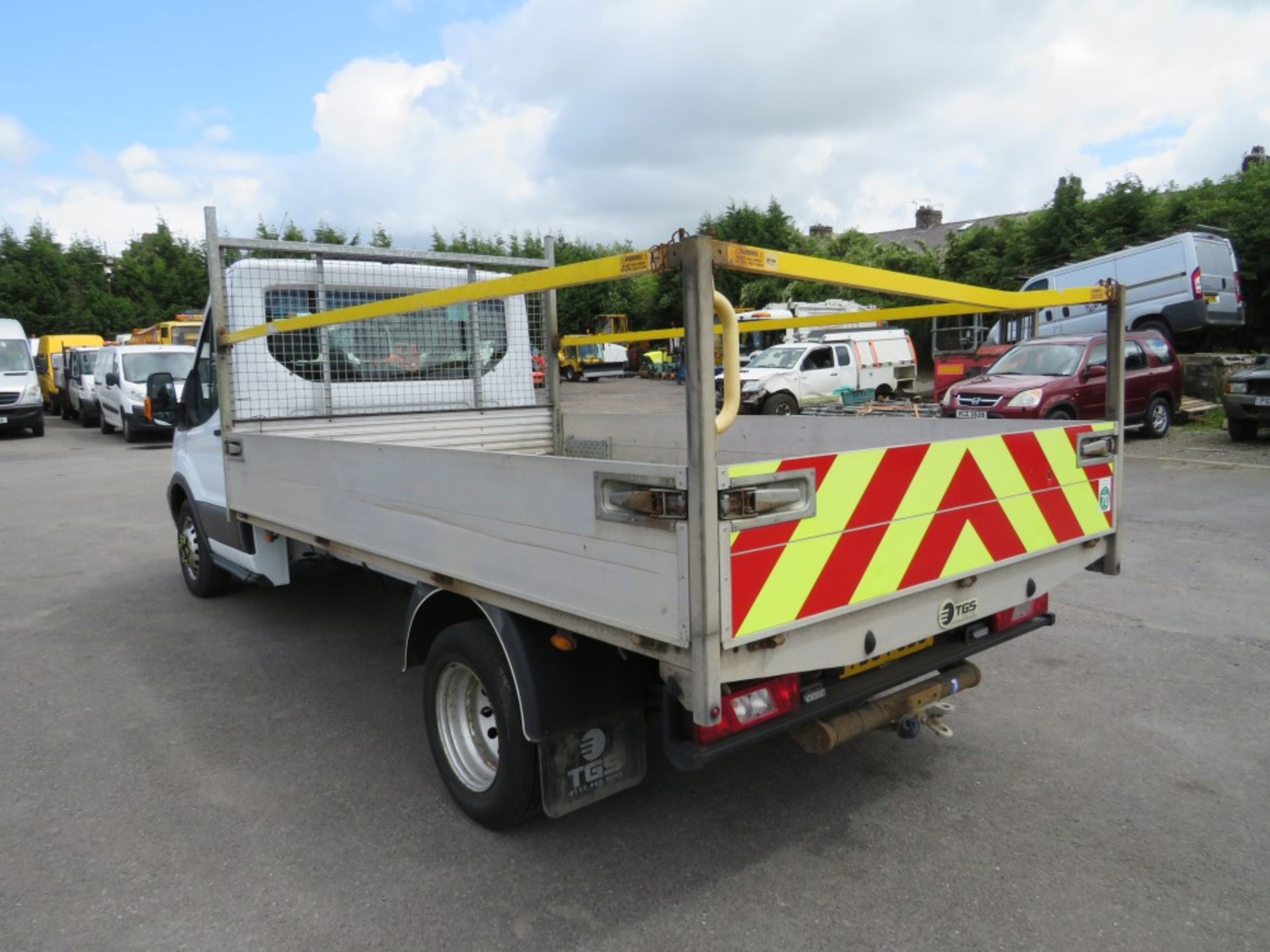 64 reg FORD TRANSIT 350 ALLOY DROPSIDE A/C, 1ST REG 12/14, TEST 08/20, 102080M WARRANTED, V5 HERE, 1 - Image 3 of 5