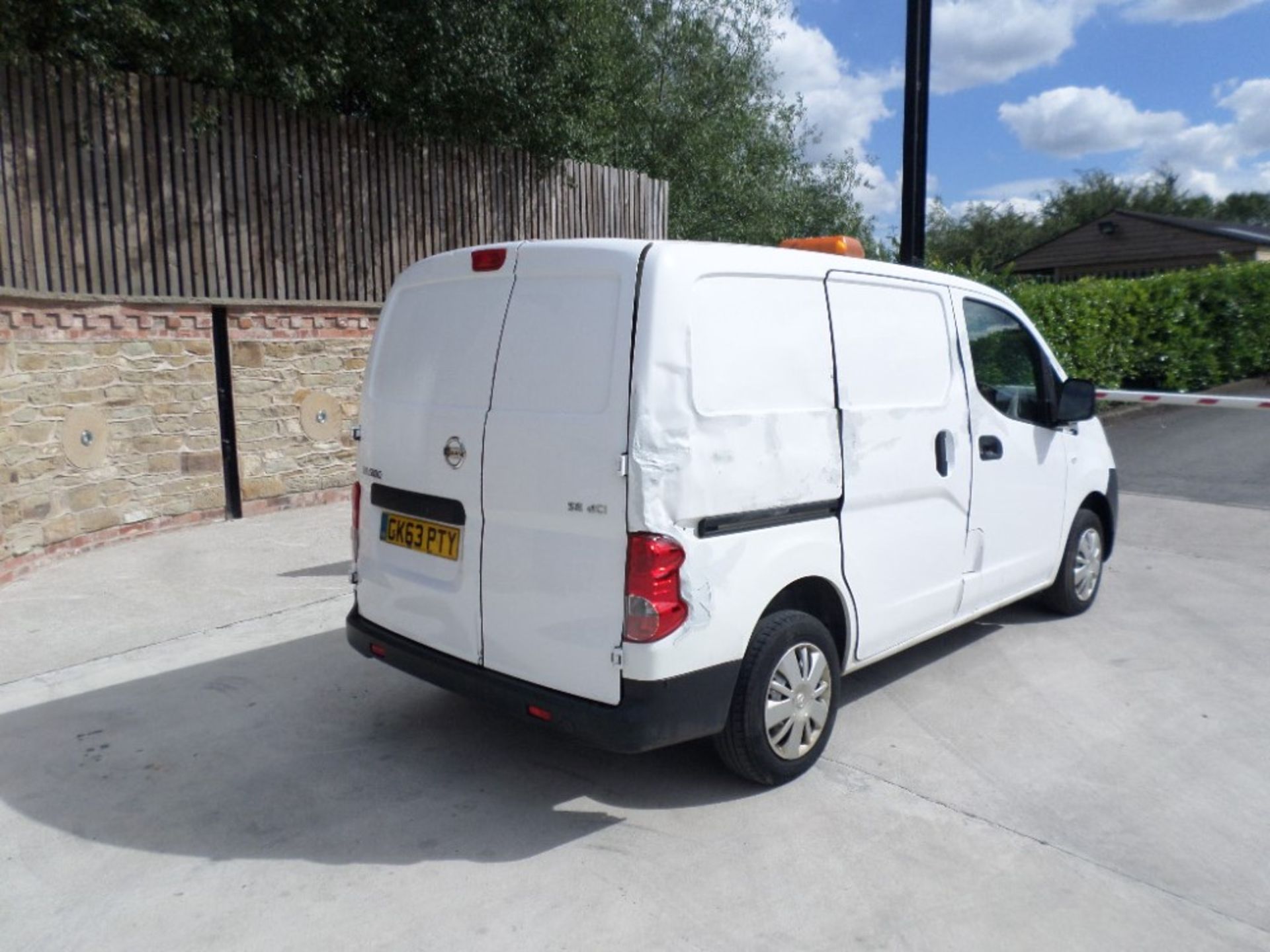 63 reg NISSAN NV200 SE DCI (LOCATION SHEFFIELD) 1ST REG 12/13, (ON VCAR CAT C) [+ VAT] - Image 4 of 6