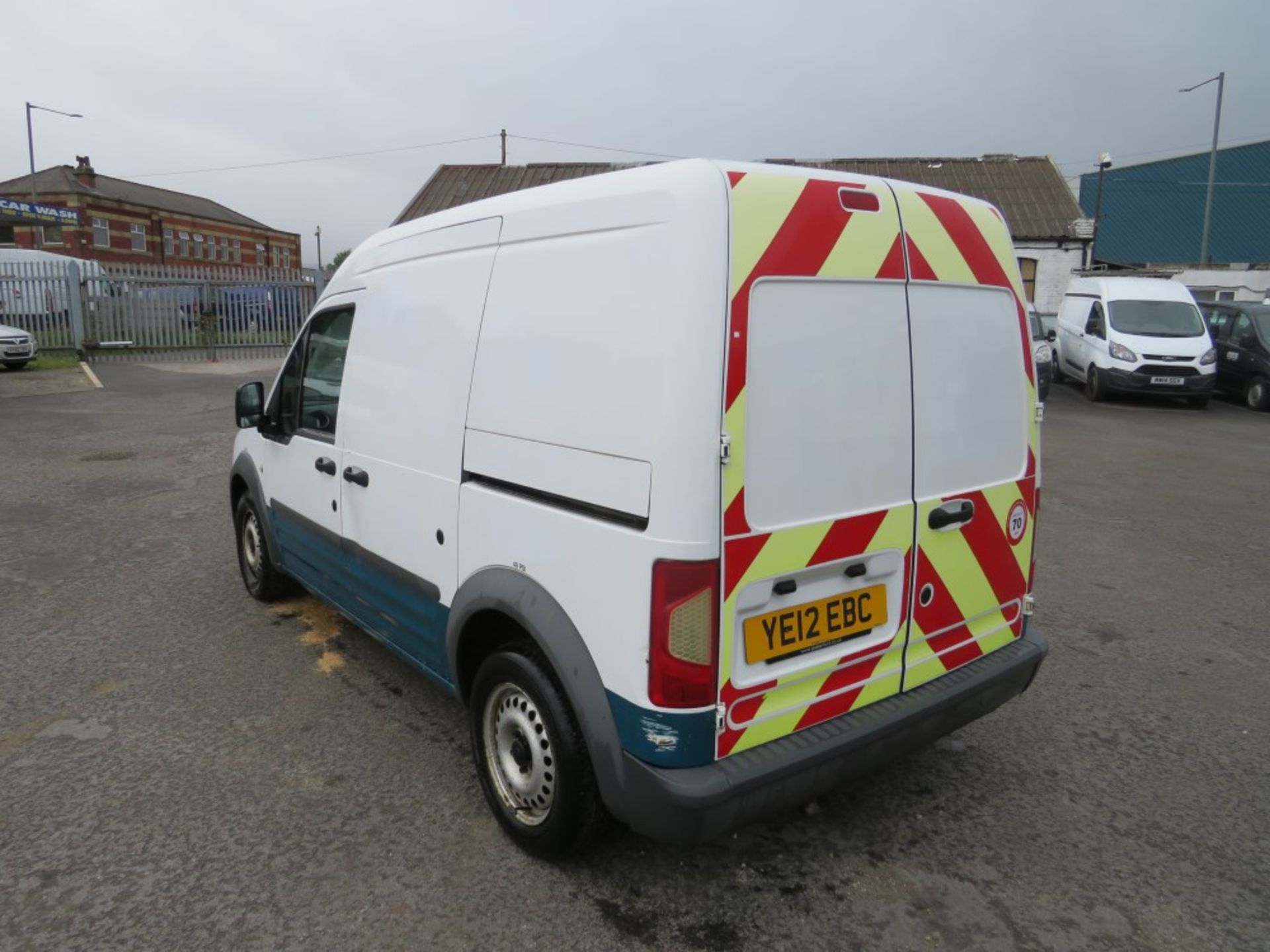 12 reg FORD TRANSIT CONNECT 90 T230 (DIRECT UNITED UTILITIES WATER) 1ST REG 05/12, TEST 12/20, - Image 3 of 7