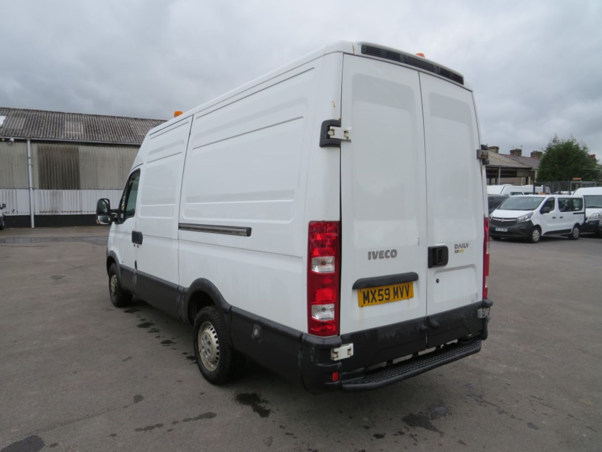 59 reg IVECO DAILY 35S12 MWB (DIRECT COUNCIL) 1ST REG 12/09, TEST 12/20, 127179M, V5 HERE, 1 OWNER - Image 3 of 7