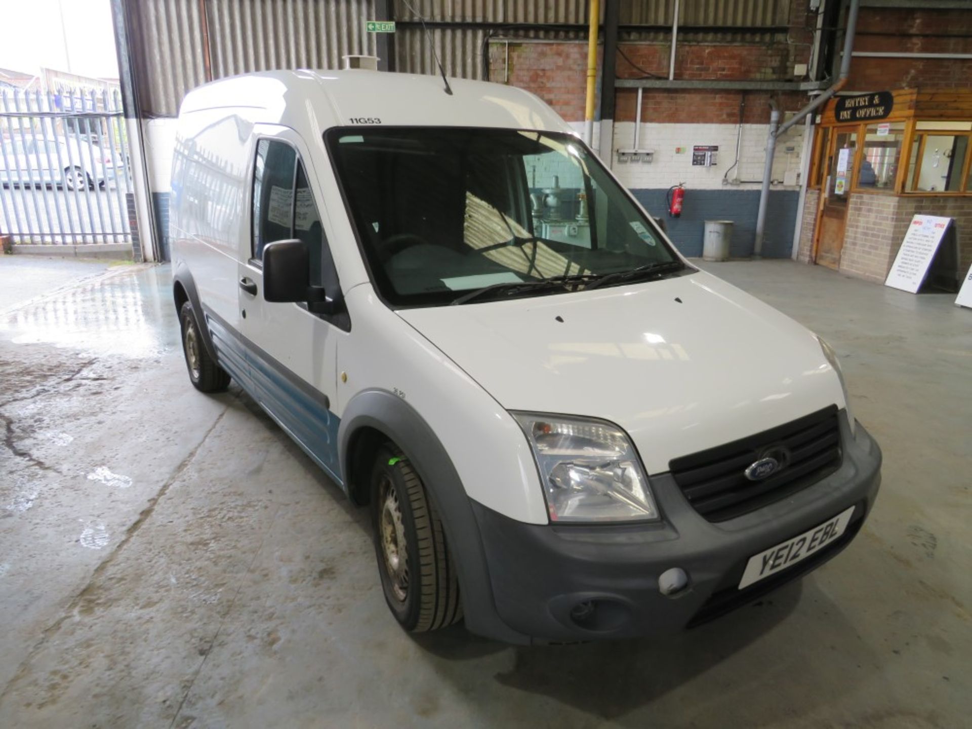 12 reg FORD TRANSIT CONNECT 90 T230 (DIRECT UNITED UTILITIES WATER) 1ST REG 06/12, TEST 02/21, V5