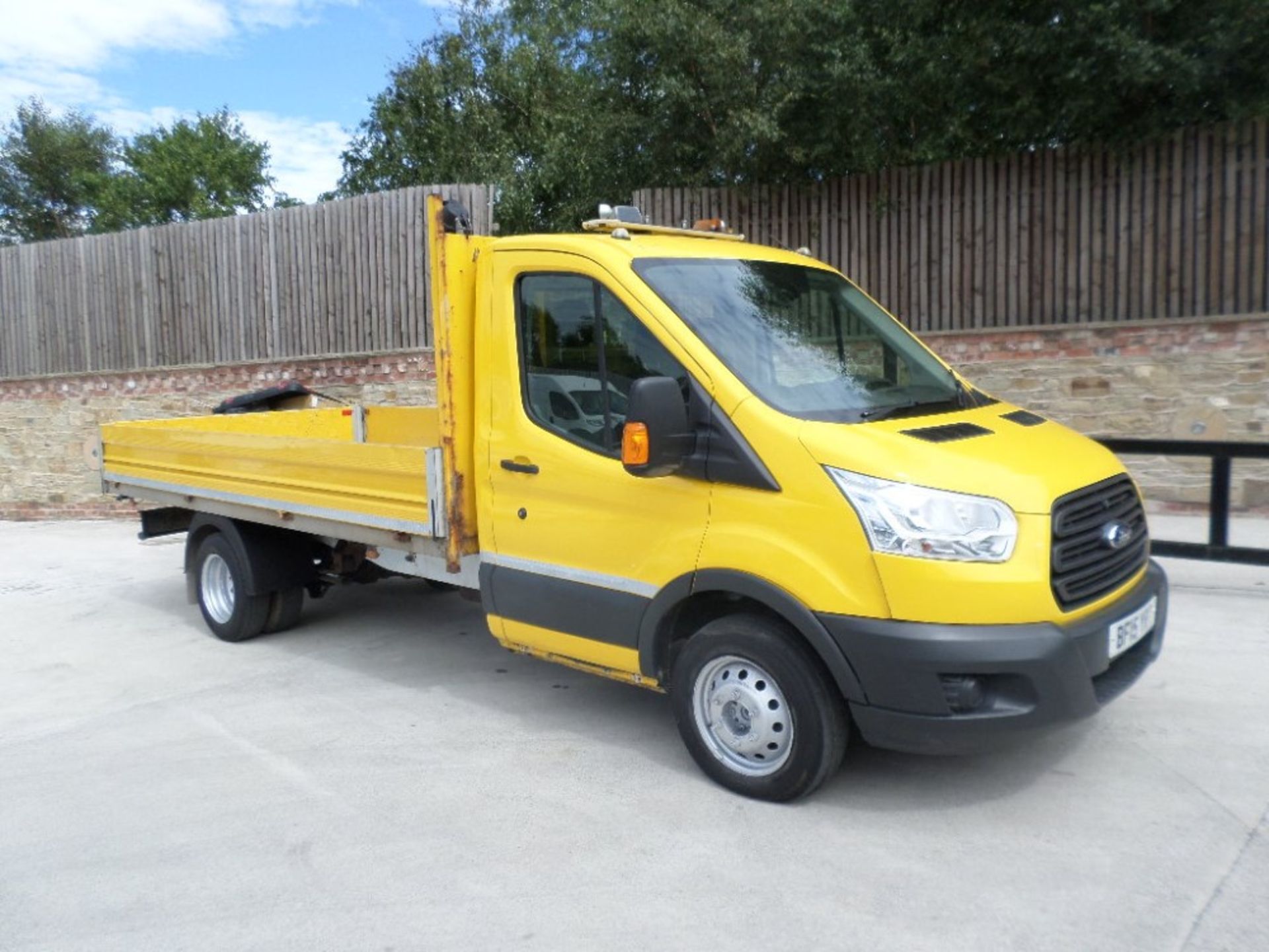 15 reg FORD TRANSIT 125 350 TDCI S/CAB DROPSIDE PICKUP (LOCATION SHEFFIELD) 1ST REG 03/15 [+ VAT]