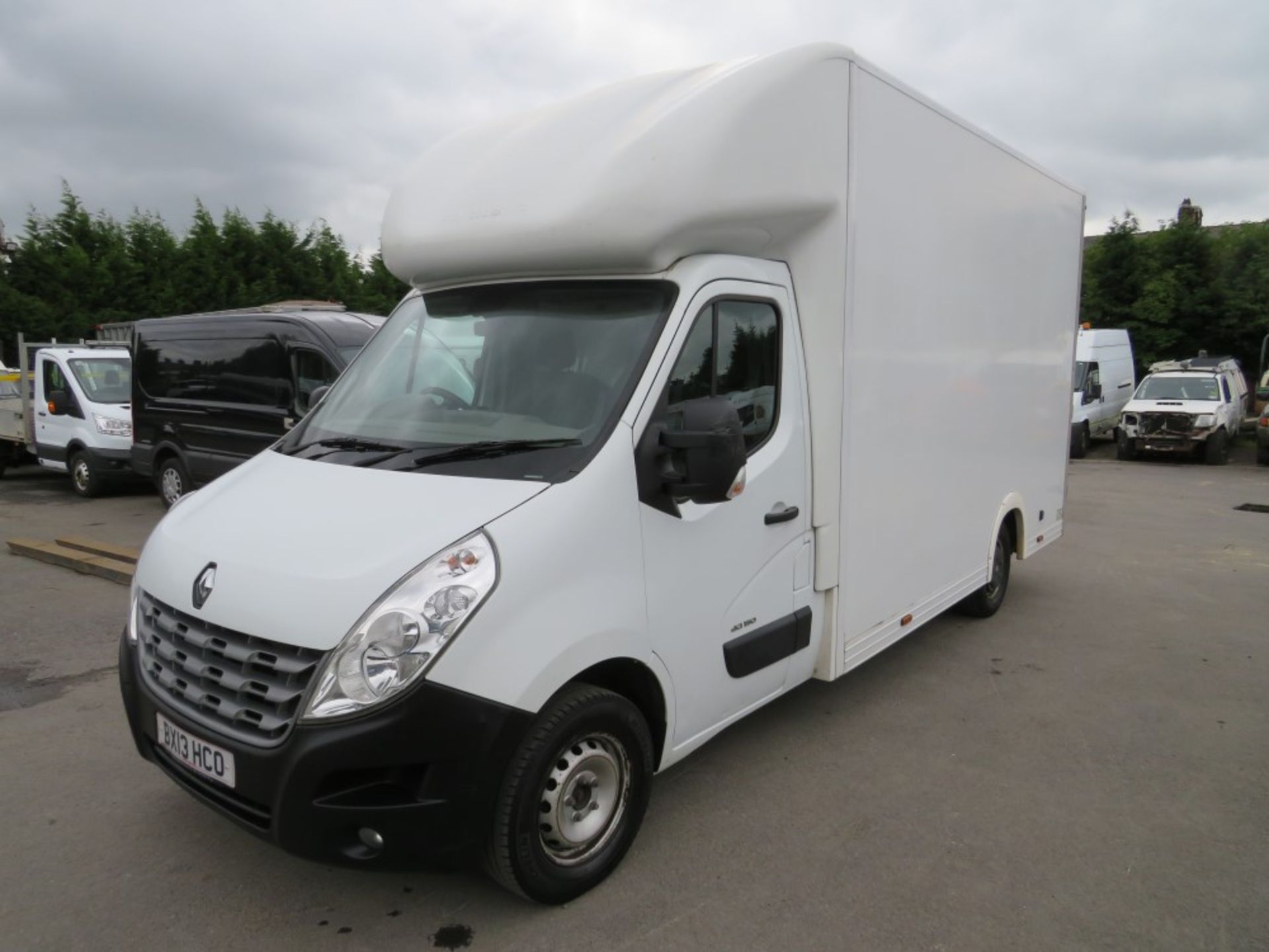 13 reg RENAULT MASTER LUTON, 1ST REG 03/13, TEST 10/20, 206794M WARRANTED, V5 HERE, 1 OWNER FROM NEW - Image 2 of 6