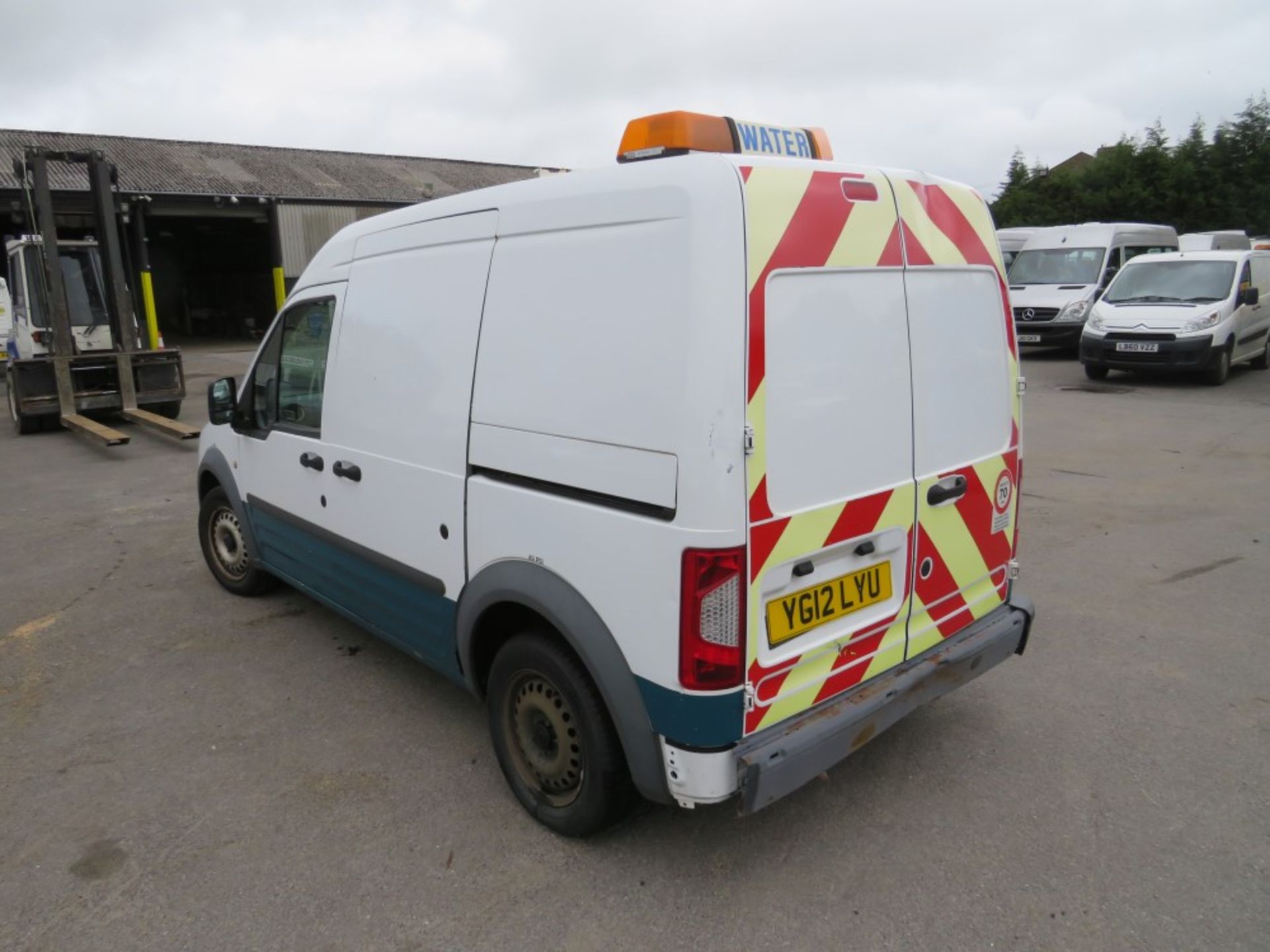 12 reg FORD TRANSIT CONNECT 90 T230 (DIRECT UNITED UTILITIES WATER) 1ST REG 03/12, TEST 10/20, - Image 3 of 5