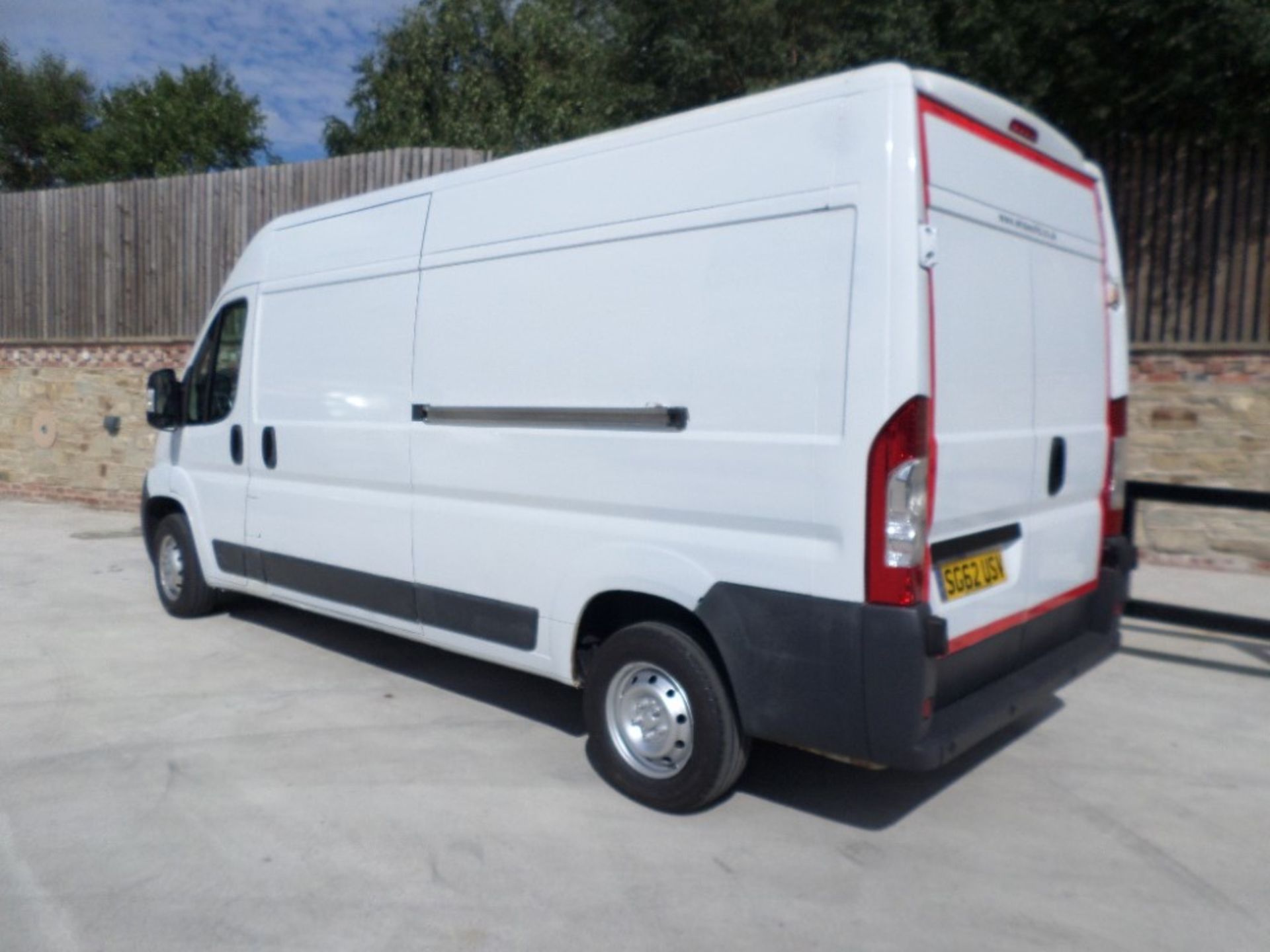 62 reg FIAT DUCATO 35 MULTIJET LWB (LOCATION SHEFFIELD) 1ST REG 11/12, 123988M, V5 HERE [+ VAT] - Image 4 of 5