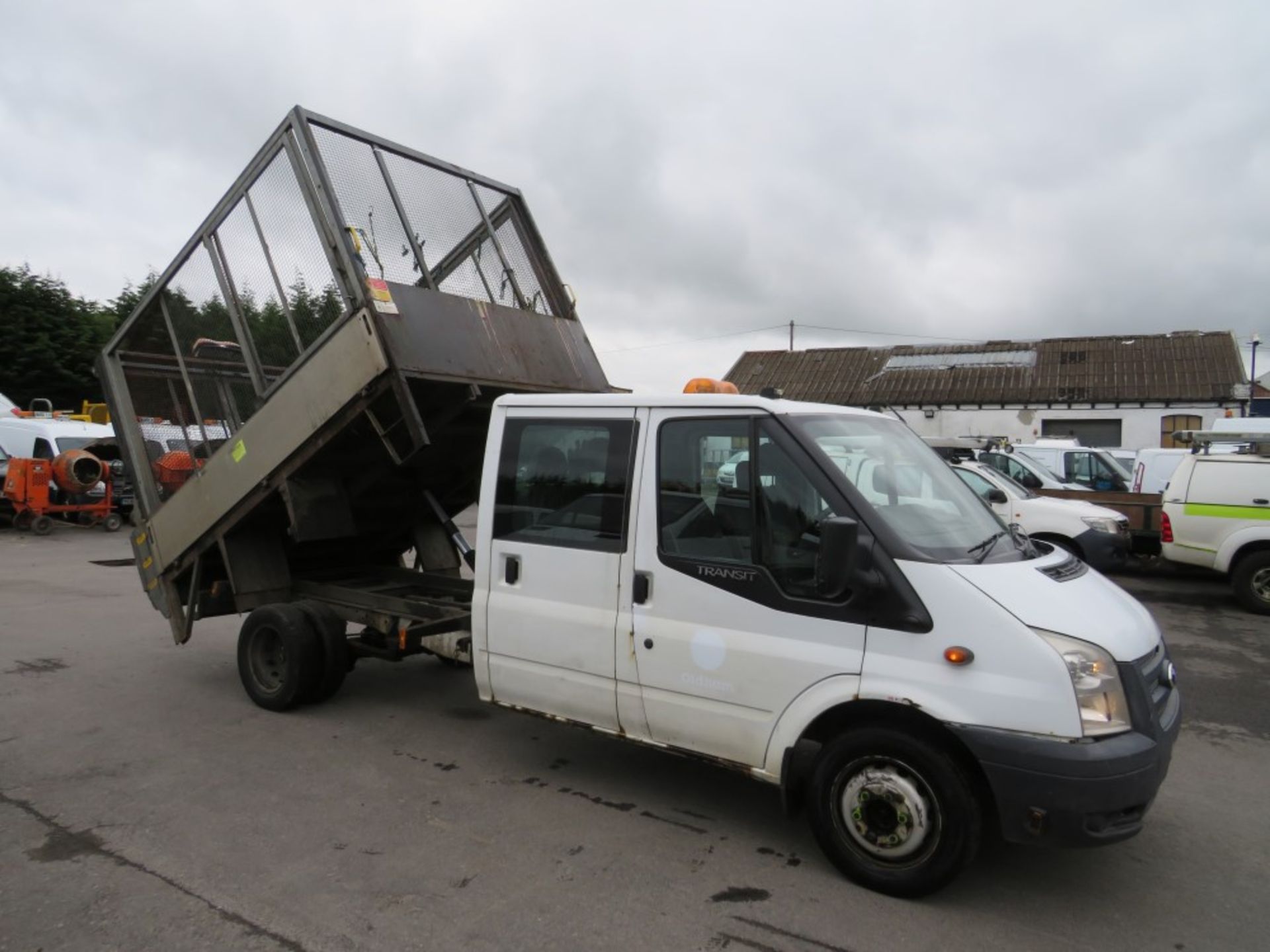 12 reg FORD TRANSIT 100 T350 RWD TIPPER (DIRECT COUNCIL) 1ST REG 08/12, TEST 08/20, 155145M, V5 - Image 5 of 6