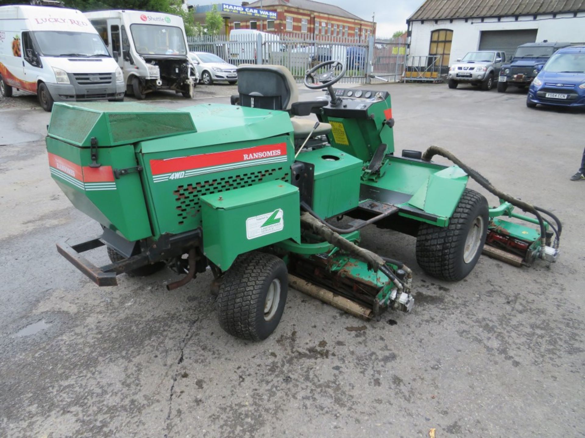 RANSOMES FAIRWAY 300 5 GANG RIDE ON MOWER, 6464 HOURS [+ VAT] - Image 3 of 6