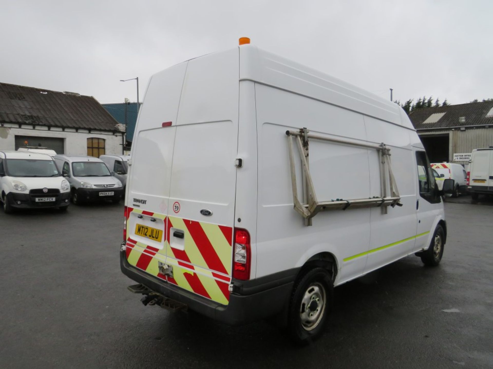 12 reg FORD TRANSIT 125 T350 RWD (DIRECT ELECTRICITY NW) 1ST REG 07/12, TEST 12/20, 80664M, V5 MAY - Image 4 of 6