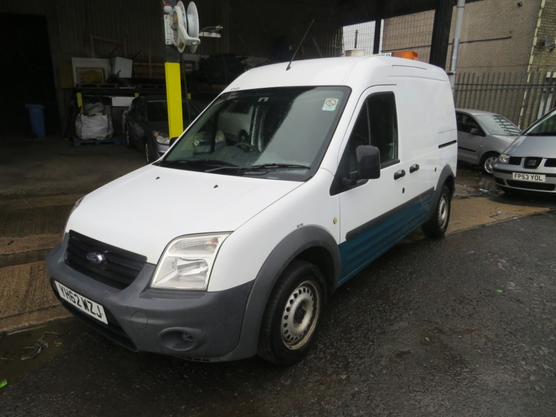 62 reg FORD TRANSIT CONNECT 90 T230 (DIRECT UNITED UTILITIES WATER) 1ST REG 12/12, TEST 06/21, - Image 2 of 5