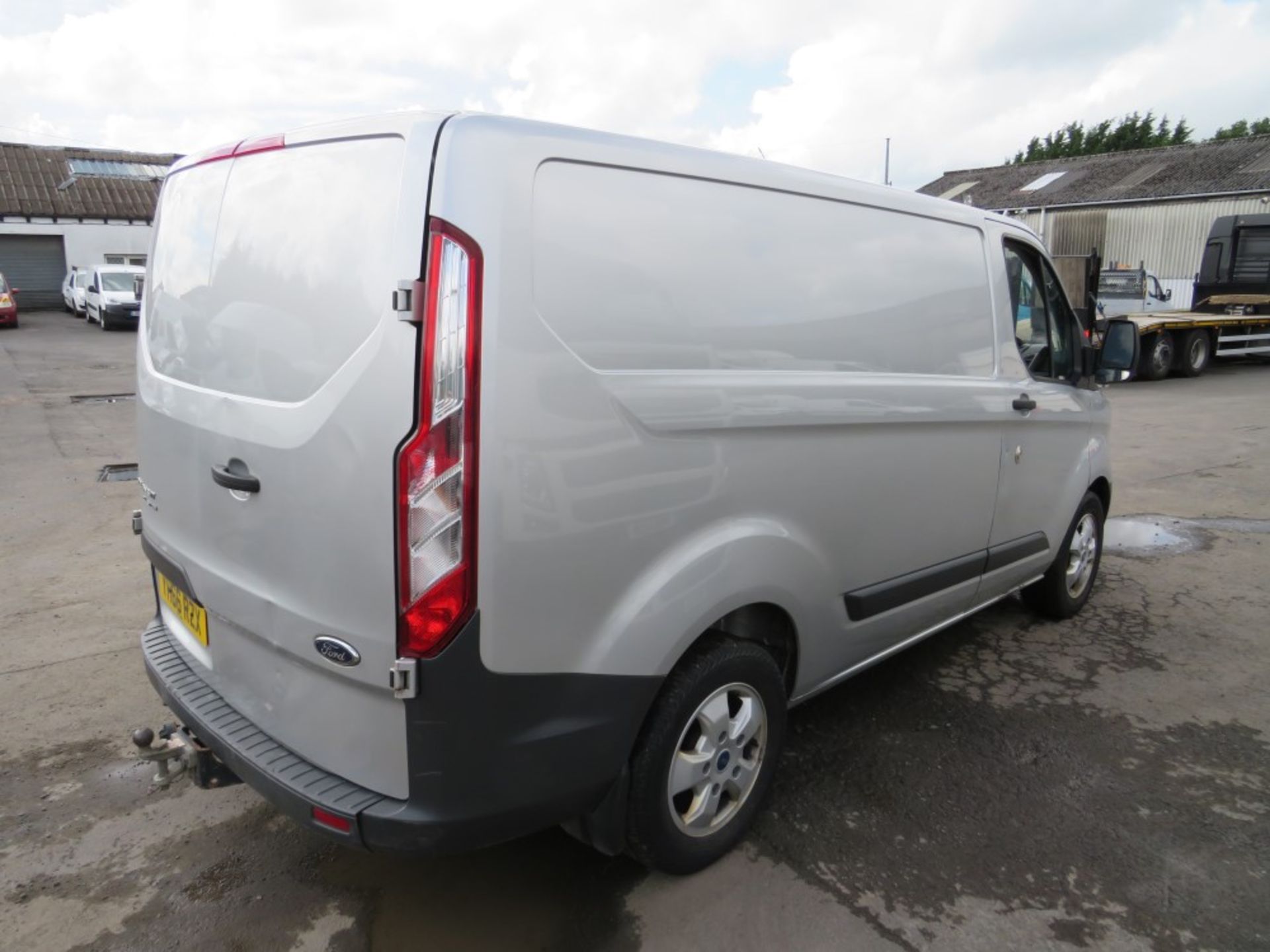 66 reg FORD TRANSIT CUSTOM 290 ECO-TECH, 1ST REG 09/16, TEST 09/20, 61967M WARRANTED, V5 HERE, 1 - Image 4 of 5