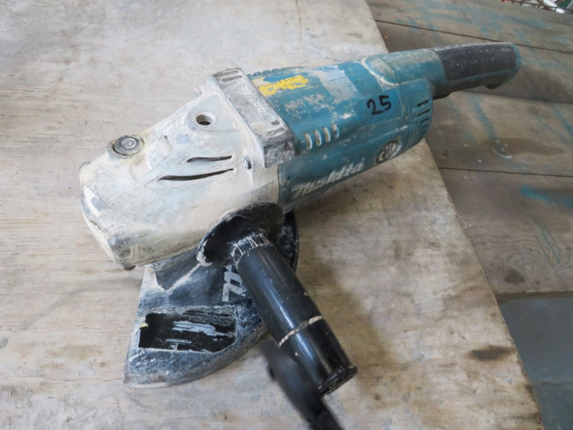 110v ANGLE GRINDER (DIRECT HIRE Co) [+ VAT]