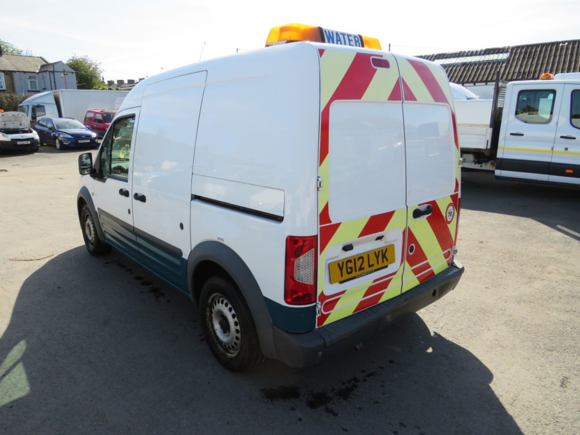 12 reg FORD TRANSIT CONNECT 90 T230 (DIRECT UNITED UTILITIES WATER) 1ST REG 03/12, TEST 12/20, V5 - Image 3 of 6