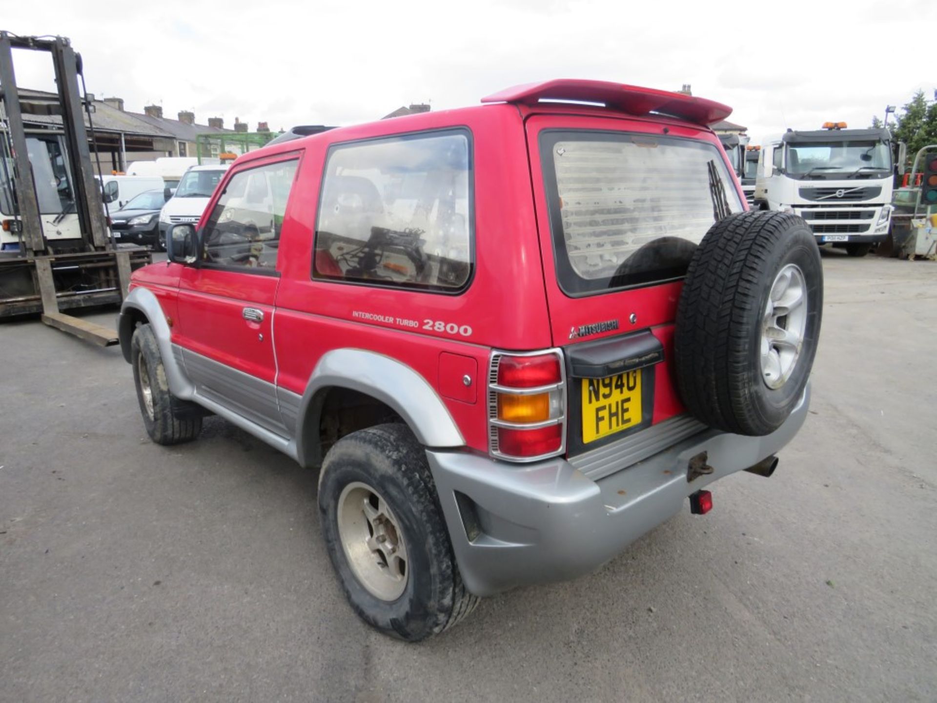 N reg MITSUBISHI SHOGUN PAJERO, 1ST REG 07/02, MANUFACTURED 1995, 116378M NOT WARRANTED, V5 HERE, - Image 3 of 5