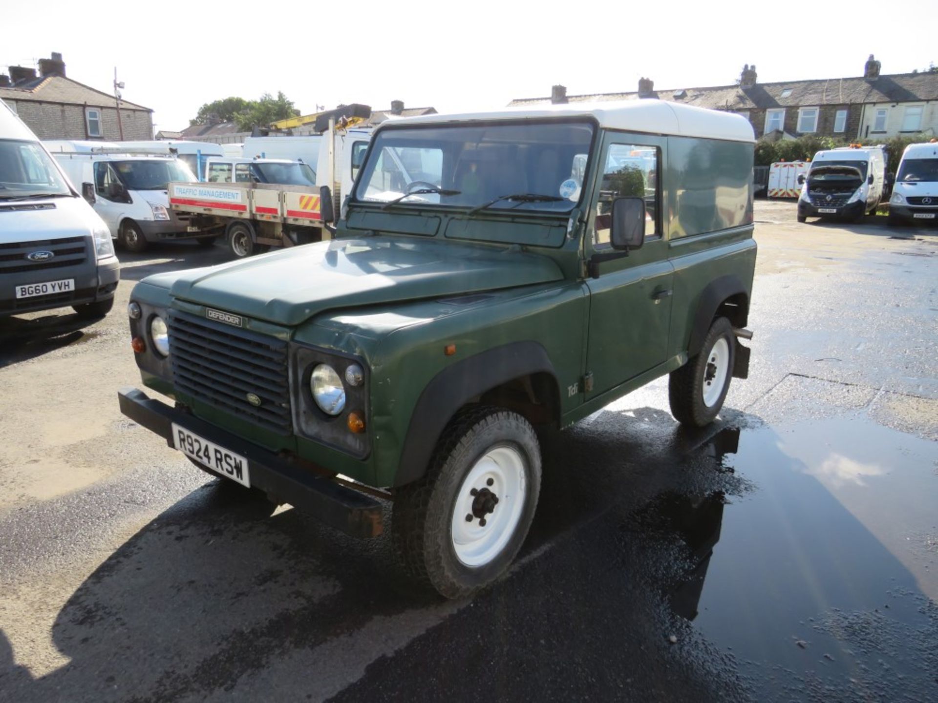 R reg LAND ROVER 90 DEFENDER 300 TDI, 1ST REG 12/97, TEST 02/21, 104324M WARRANTED, V5 HERE [+ VAT] - Image 2 of 6