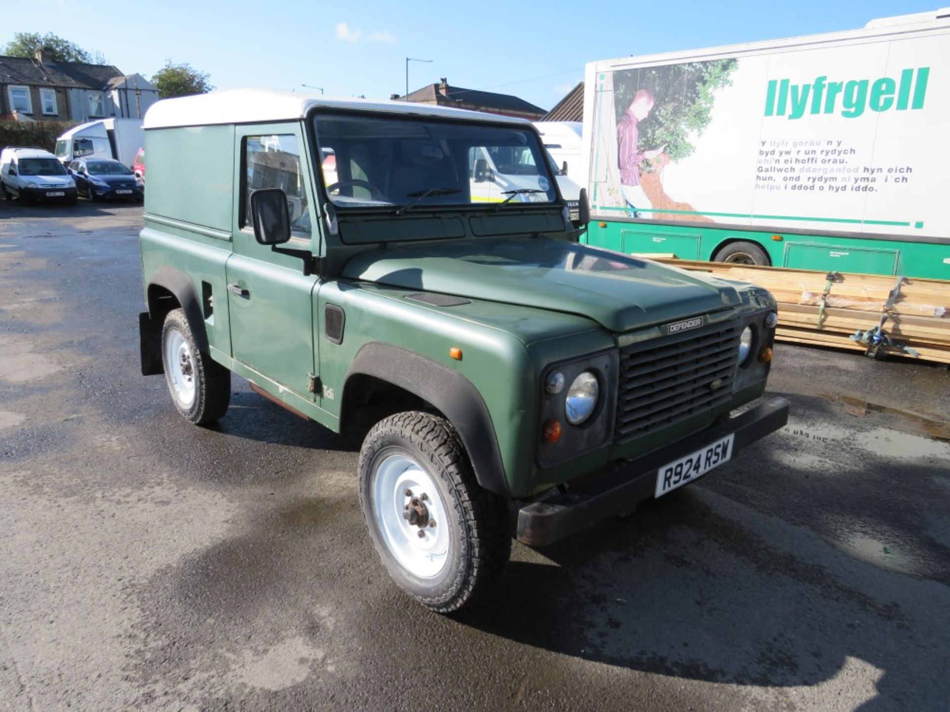 R reg LAND ROVER 90 DEFENDER 300 TDI, 1ST REG 12/97, TEST 02/21, 104324M WARRANTED, V5 HERE [+ VAT]