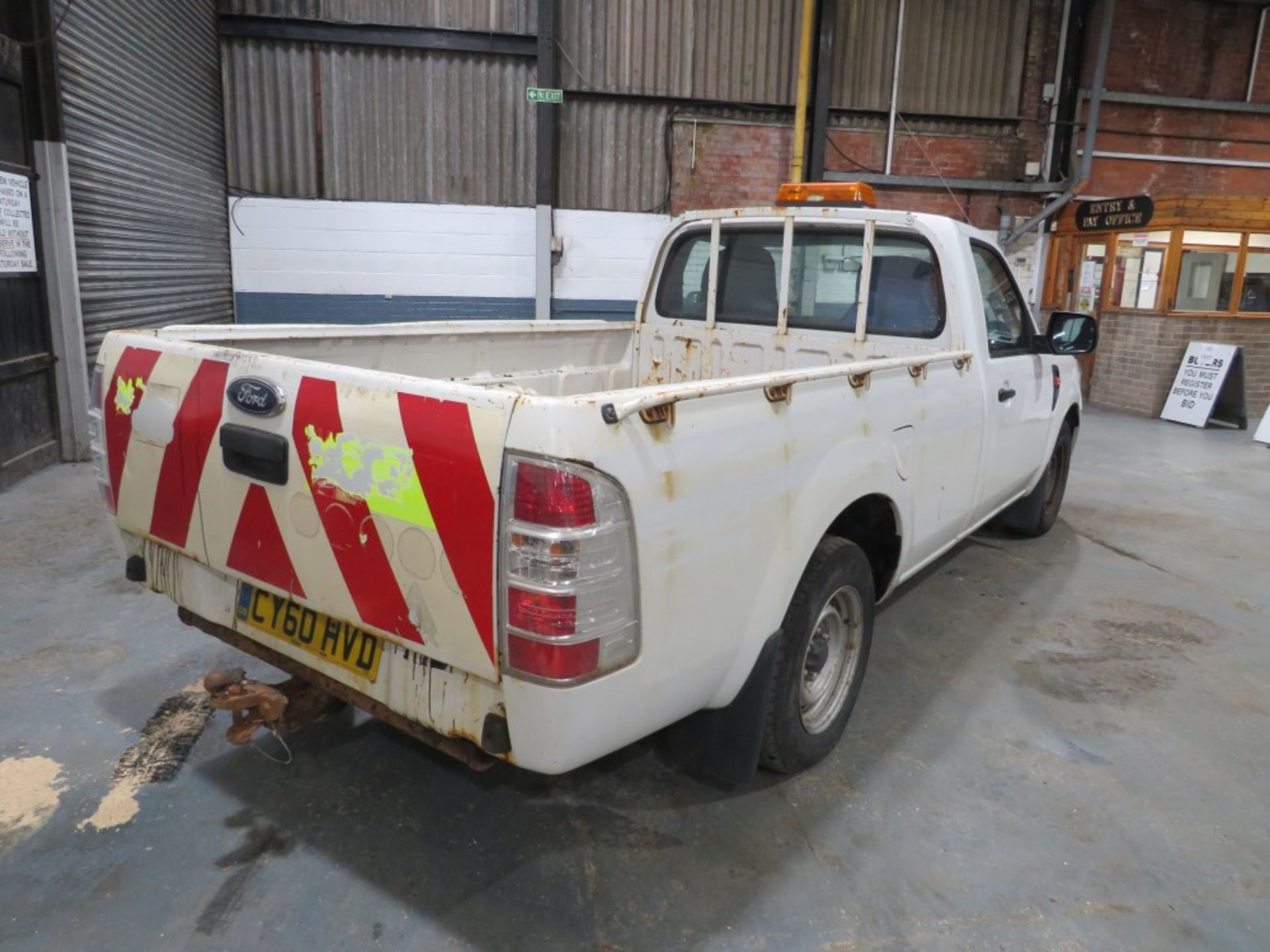 60 reg FORD RANGER XL 4 X 2 TDCI PICKUP (DIRECT COUNCIL) 1ST REG 01/11, TEST 01/21, 61782M - Image 4 of 5