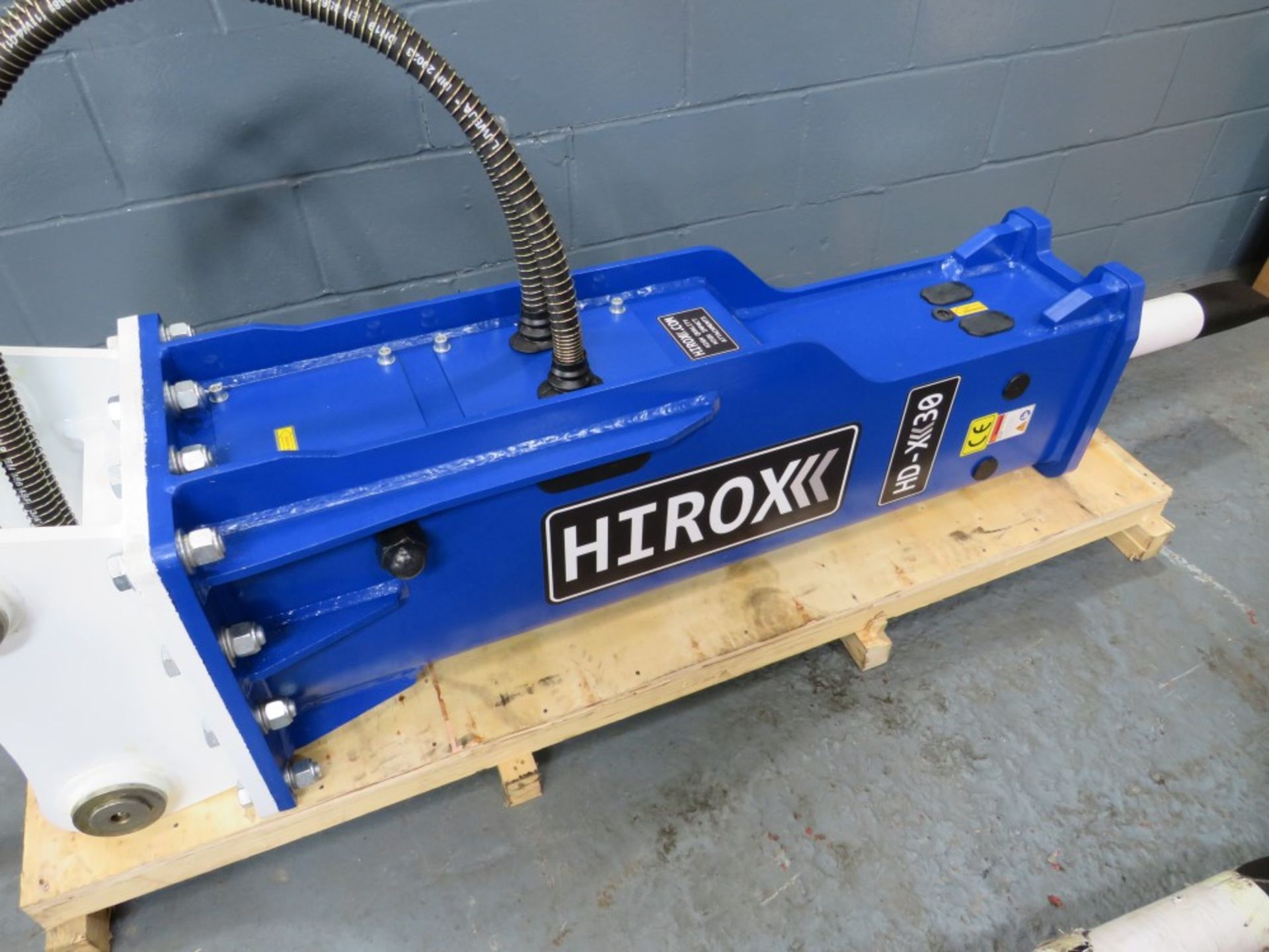 BRAND NEW 2020 UNUSED 10 - 15 TON HIROX HYDRAULIC BREAKER (GASSED & PDI CHECKED) [+ VAT]